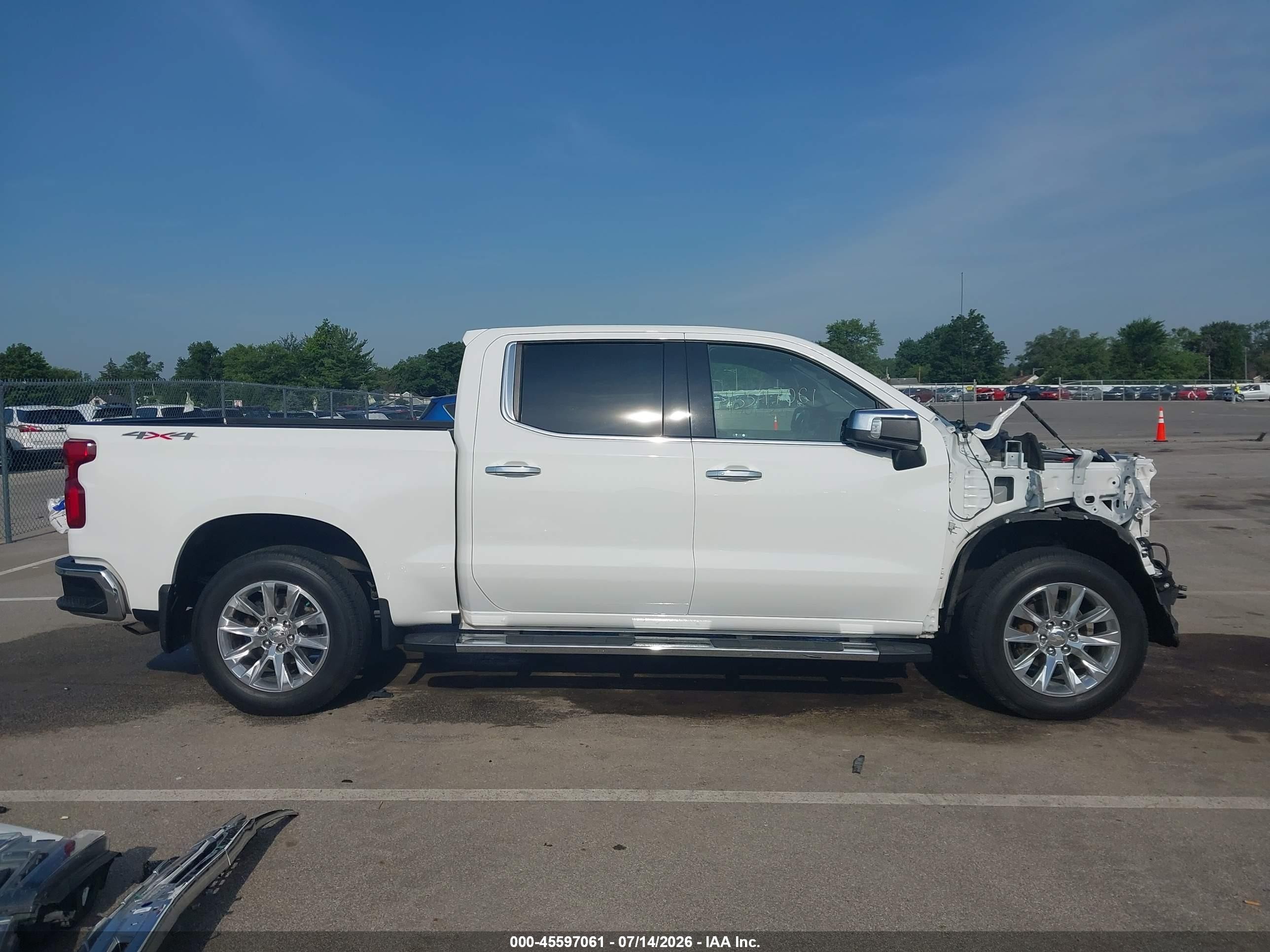 2021 Chevrolet Silverado 1500 4wd  Short Bed Ltz White vin: 1GCUYGED2MZ183580