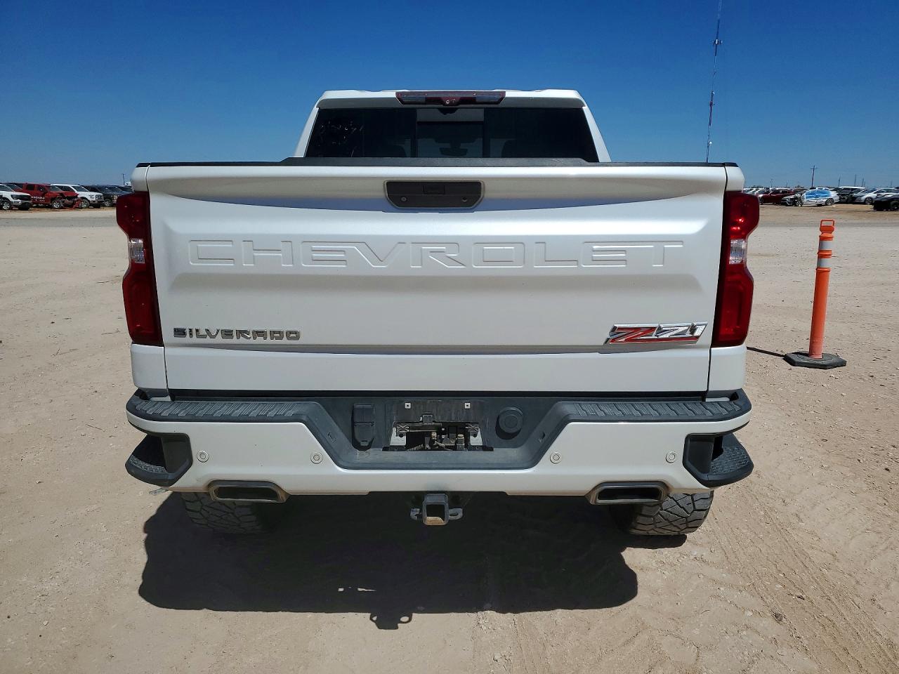 2020 Chevrolet Silverado K1500 High Country White vin: 1GCUYHED8LZ253734
