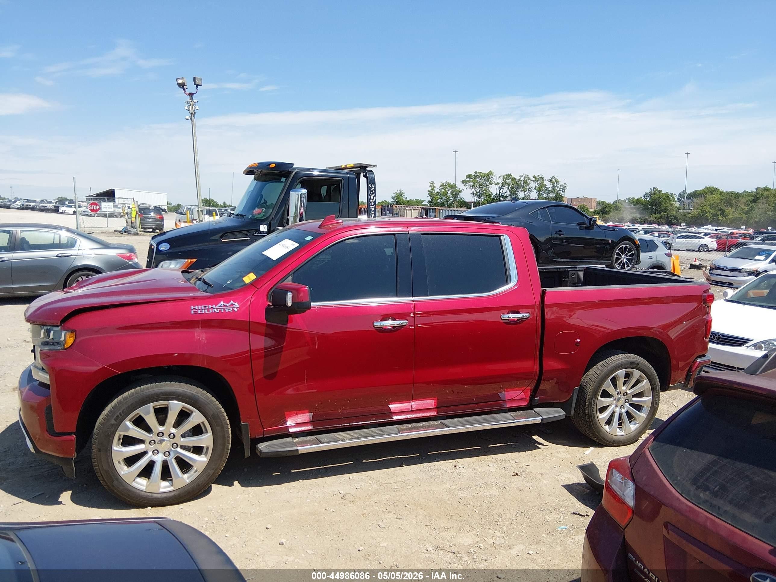 2019 Chevrolet Silverado 1500 High Country Красный vin: 1GCUYHEL5KZ156741