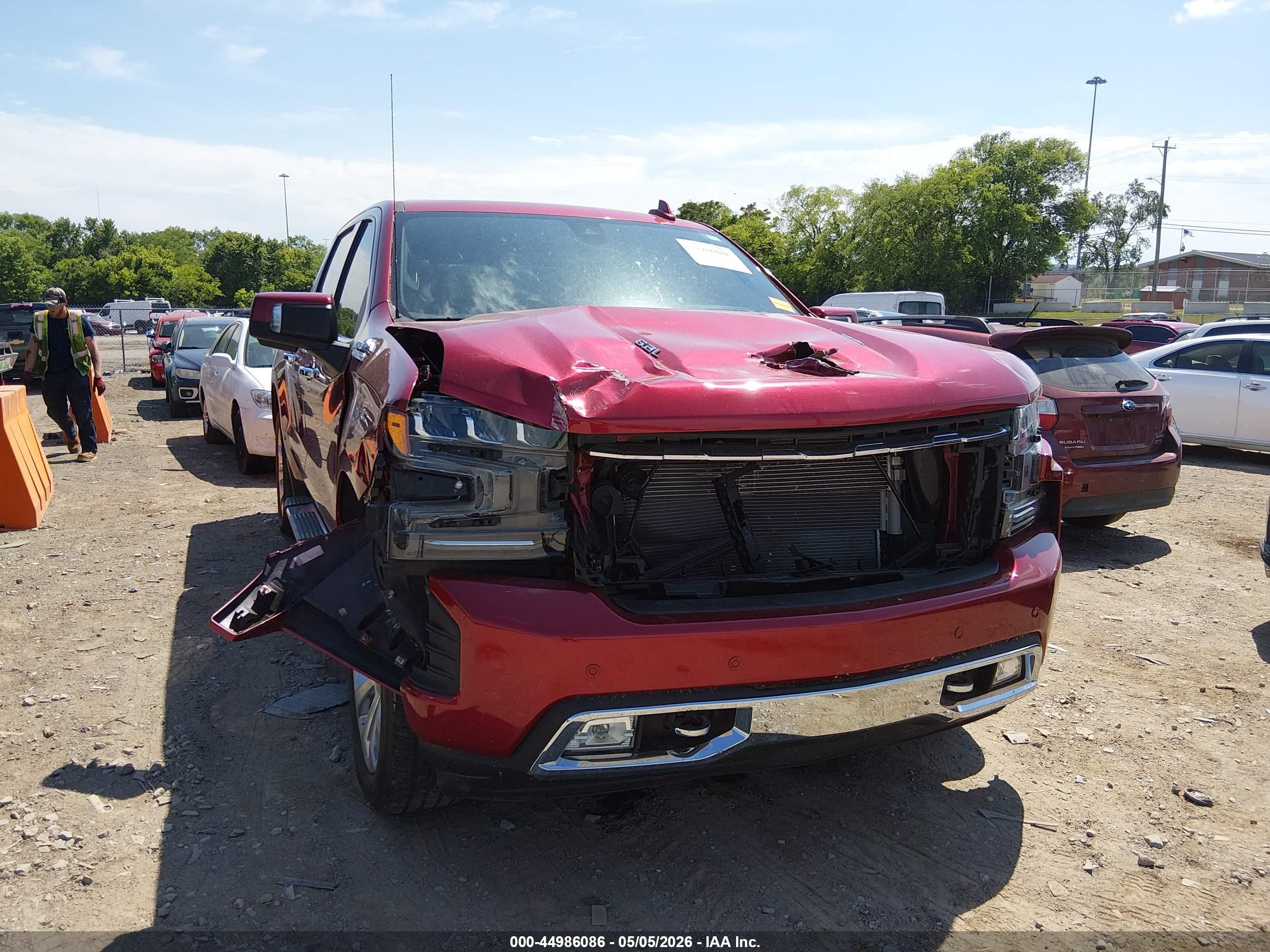 2019 Chevrolet Silverado 1500 High Country Красный vin: 1GCUYHEL5KZ156741