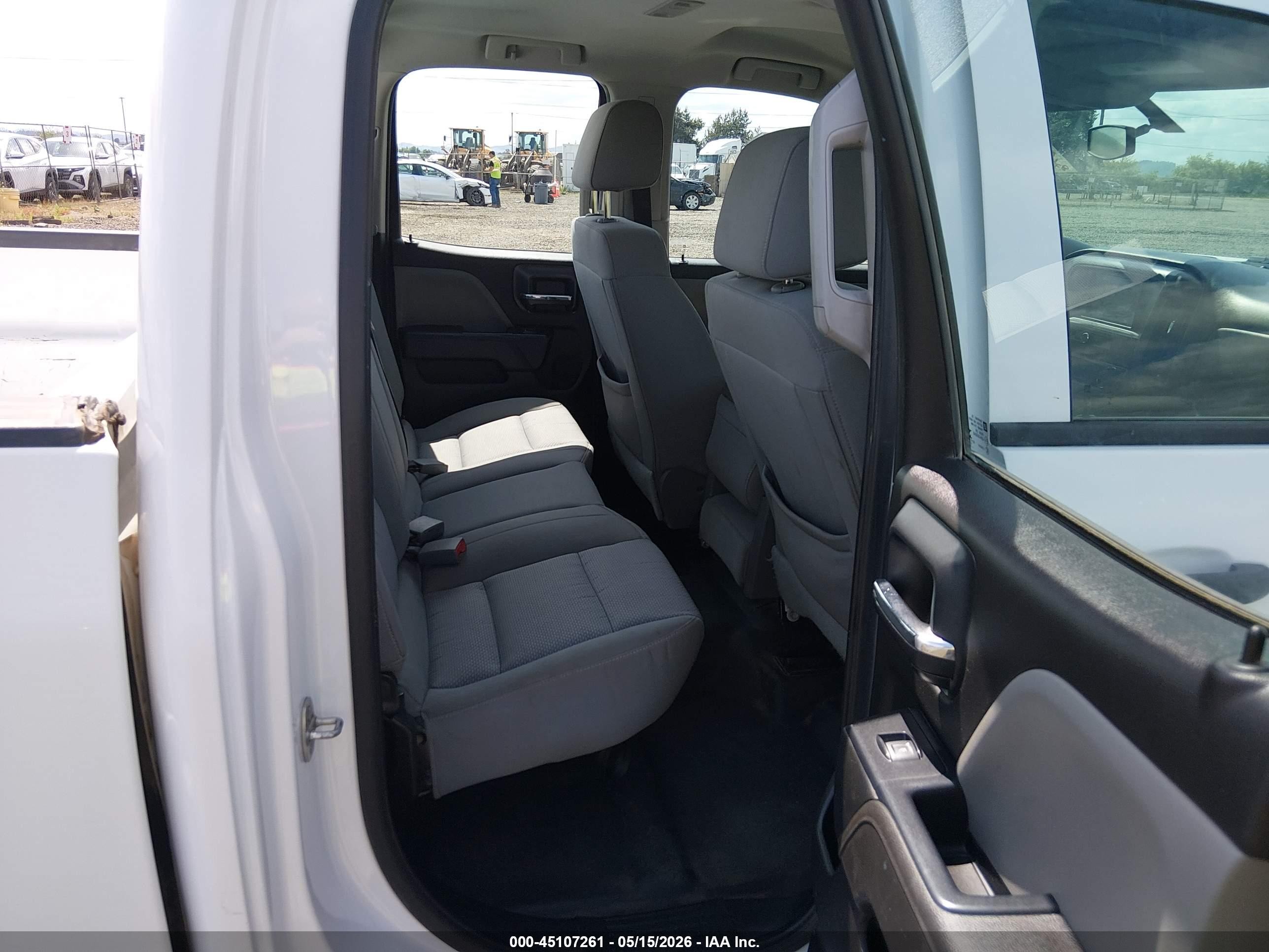 2018 Chevrolet Silverado 1500 Wt Белый vin: 1GCVKNEC4JZ123930