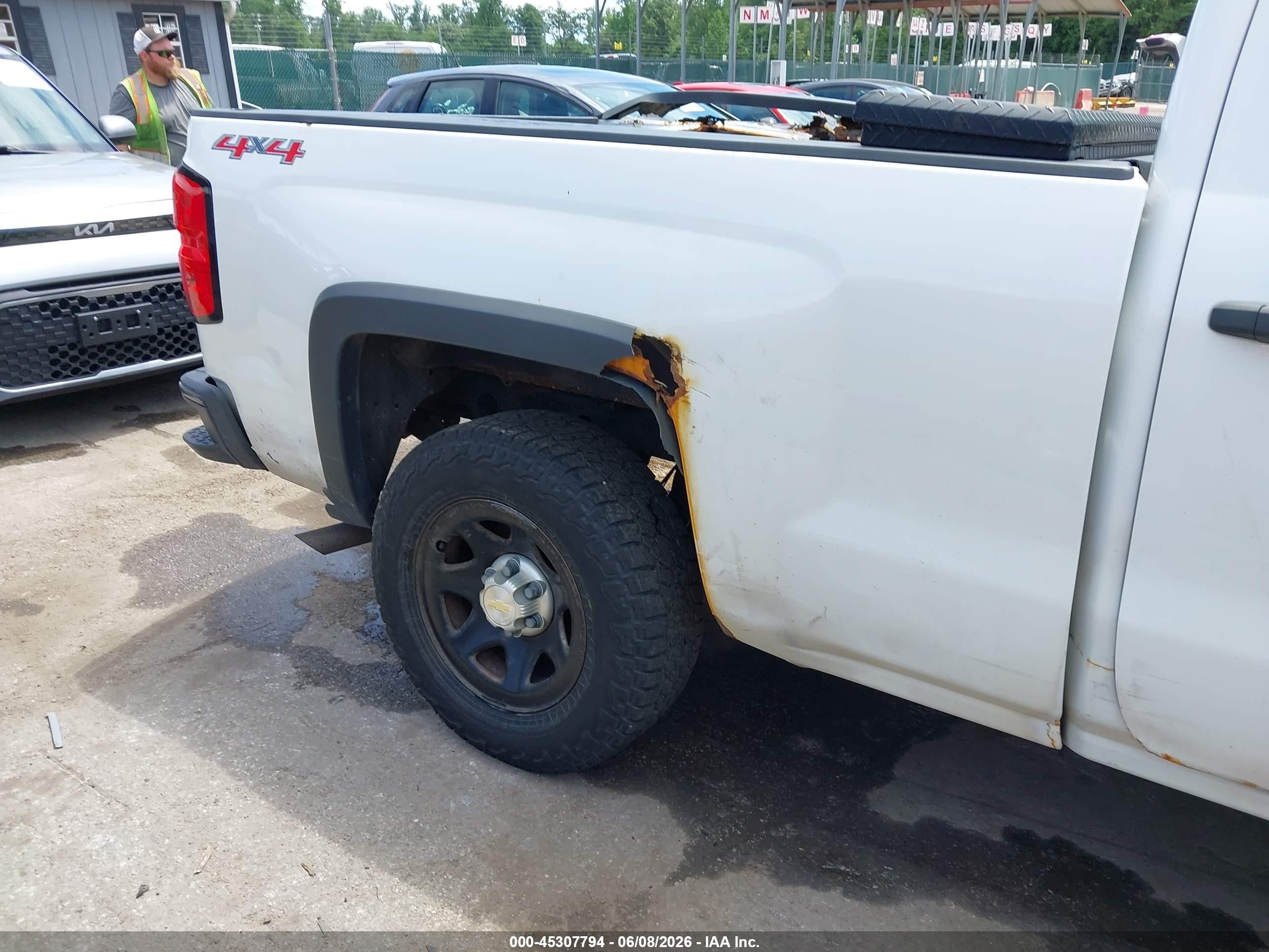2015 Chevrolet Silverado 1500 Wt White vin: 1GCVKPEC1FZ399999