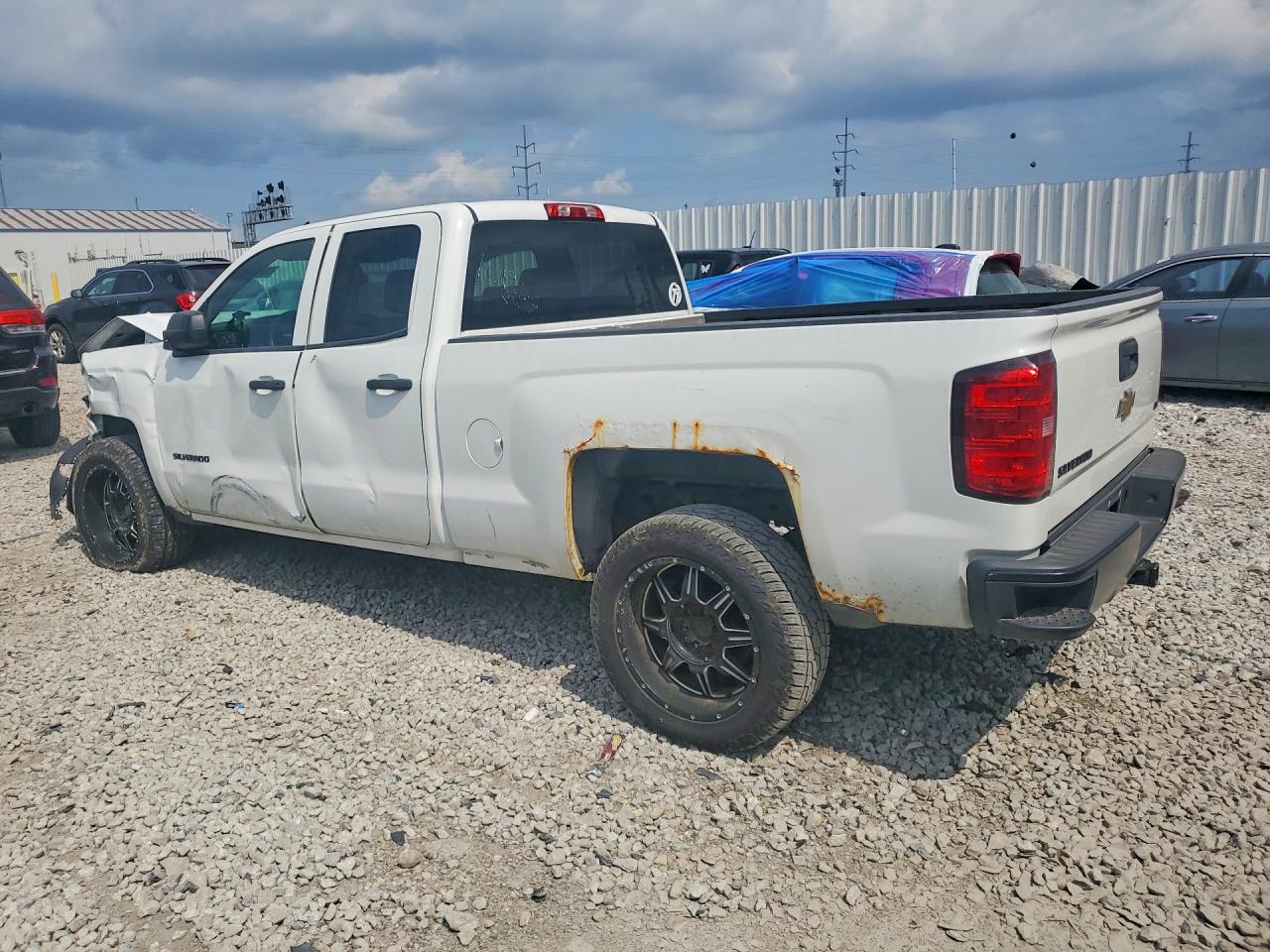 2014 Chevrolet Silverado K1500 White vin: 1GCVKPEC2EZ169564