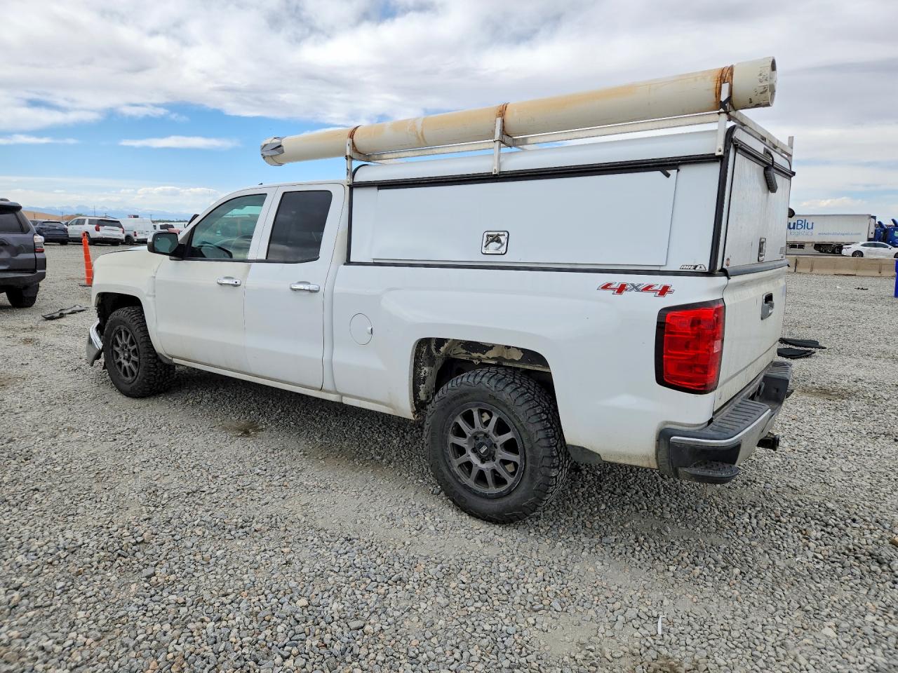 2014 Chevrolet Silverado K1500 White vin: 1GCVKPEC4EZ321408