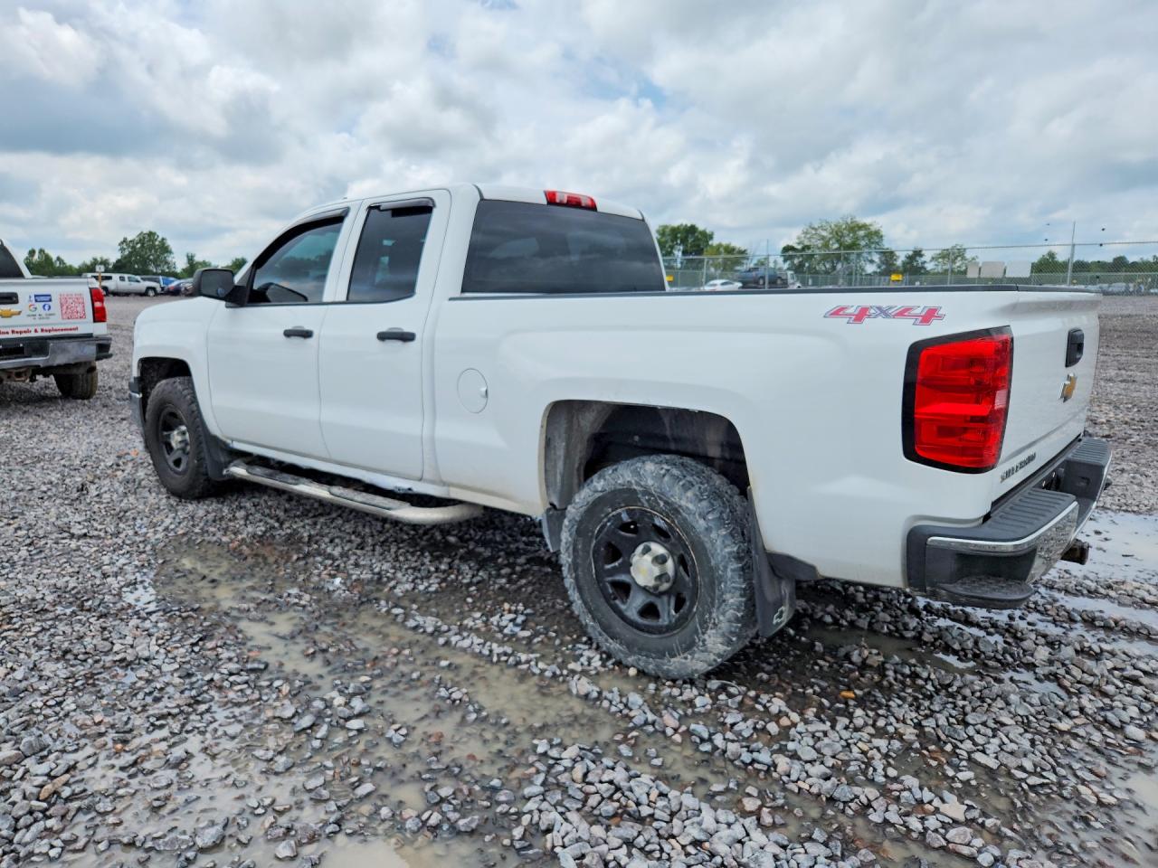 2015 Chevrolet Silverado K1500 White vin: 1GCVKPEC4FZ370979