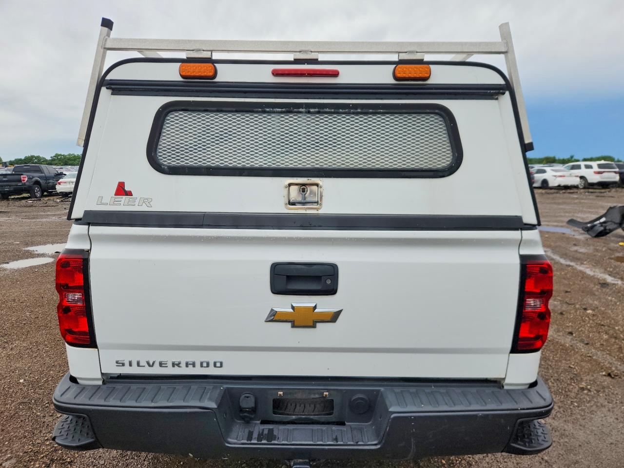 2014 Chevrolet Silverado K1500 White vin: 1GCVKPEC5EZ133349