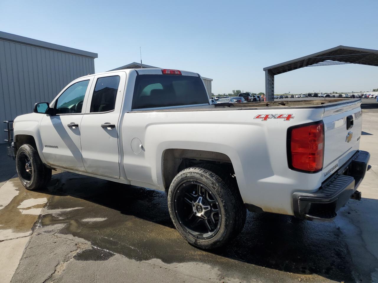 2015 Chevrolet Silverado K1500 White vin: 1GCVKPEC9FZ218499 Damage: Left Bed Side, Dent(S) W/ Paint Dmg, 1/2 To 1 Inch