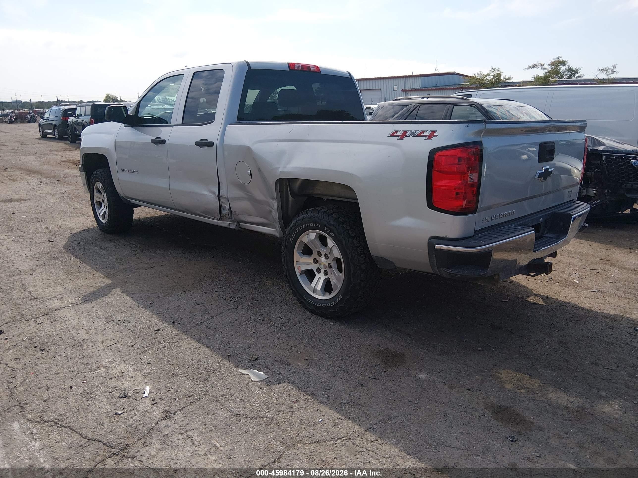 2015 Chevrolet Silverado 1500 Ls Серебряный vin: 1GCVKPEH2FZ444444