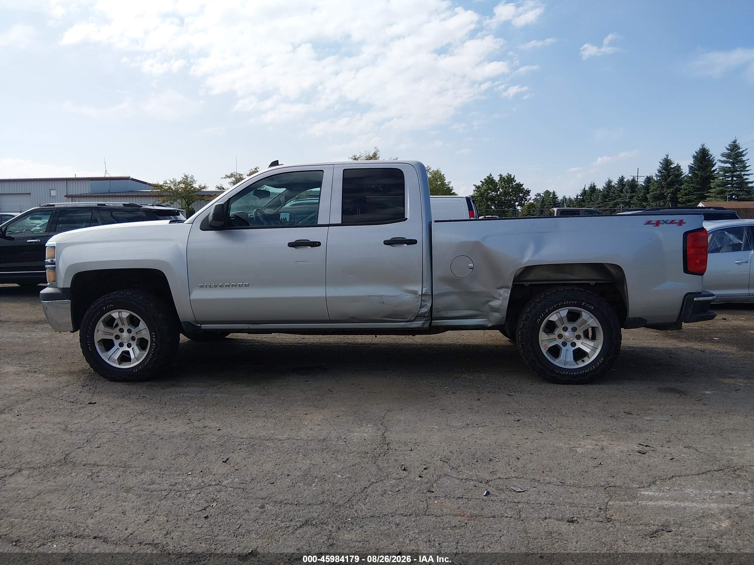 2015 Chevrolet Silverado 1500 Ls Серебряный vin: 1GCVKPEH2FZ444444