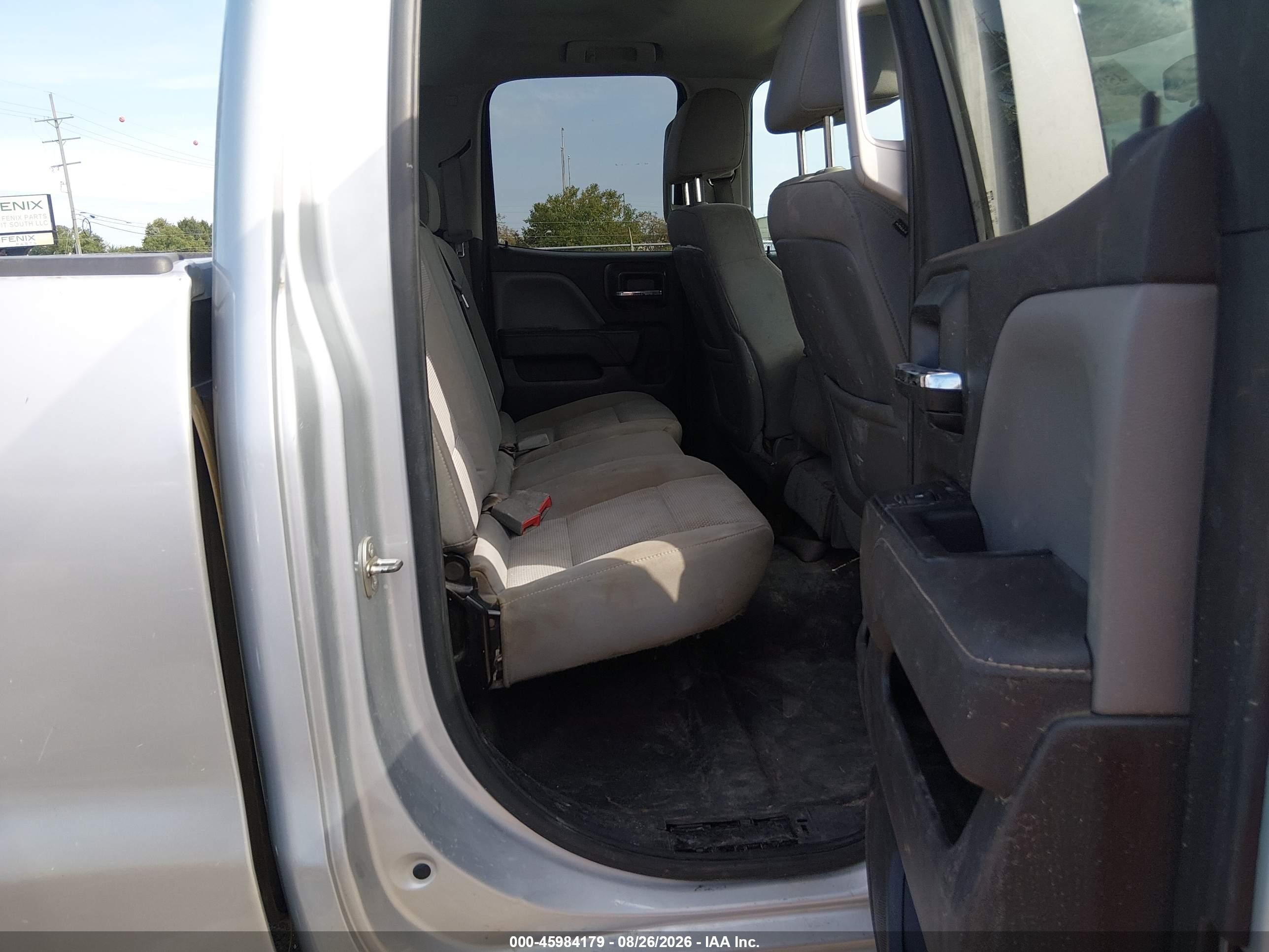 2015 Chevrolet Silverado 1500 Ls Серебряный vin: 1GCVKPEH2FZ444444