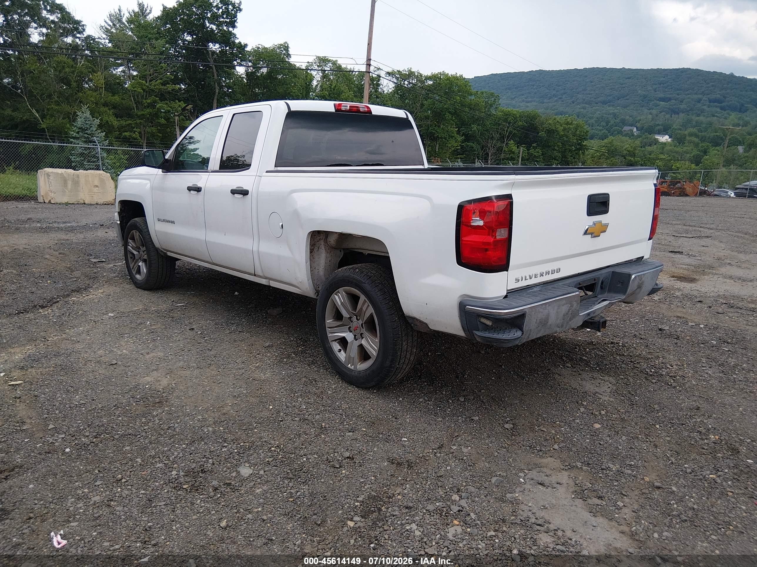 2015 Chevrolet Silverado 1500 Ls White vin: 1GCVKPEHXFZ294082