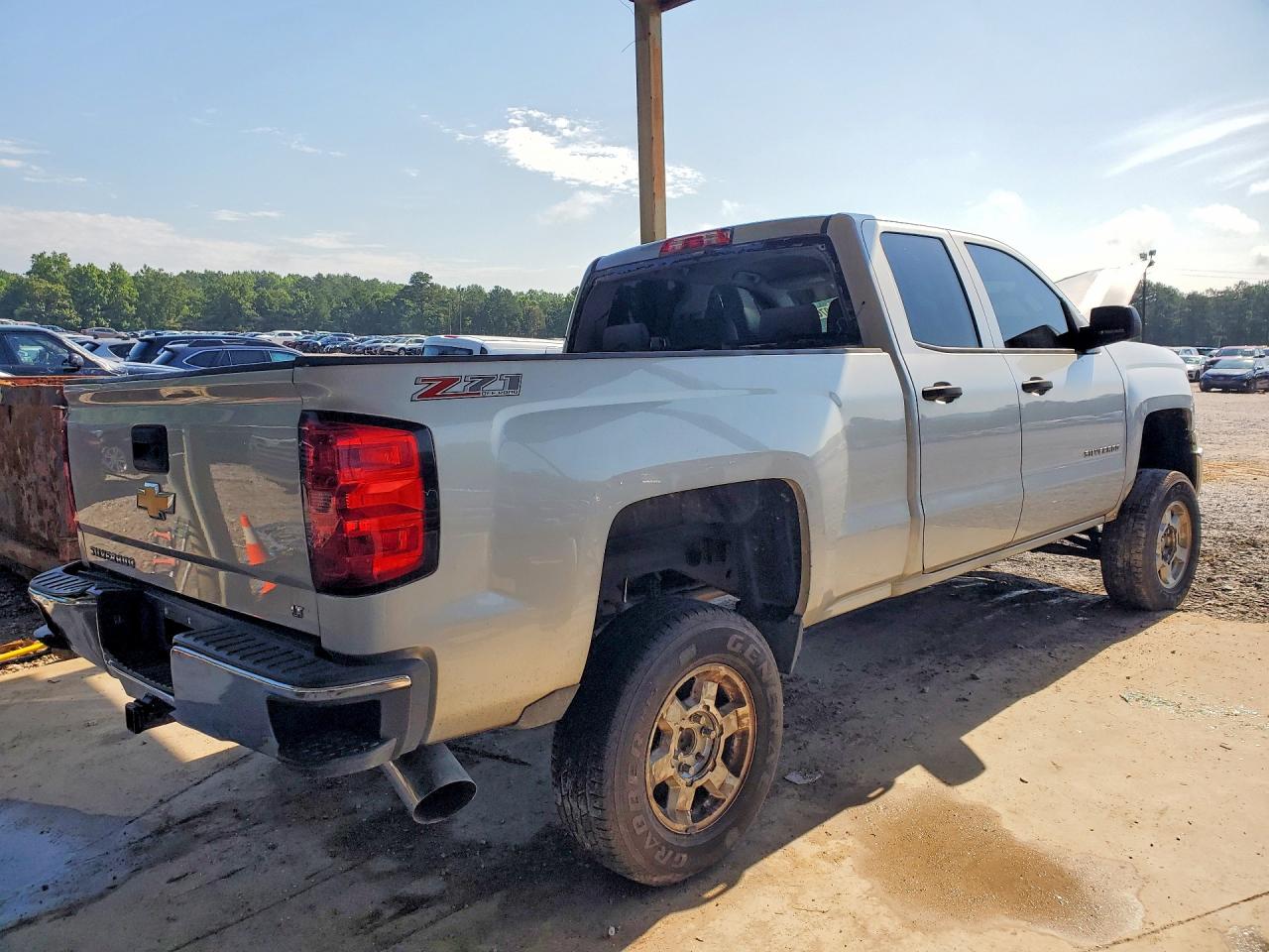 2014 Chevrolet Silverado K1500 Lt Silver vin: 1GCVKREC0EZ102022