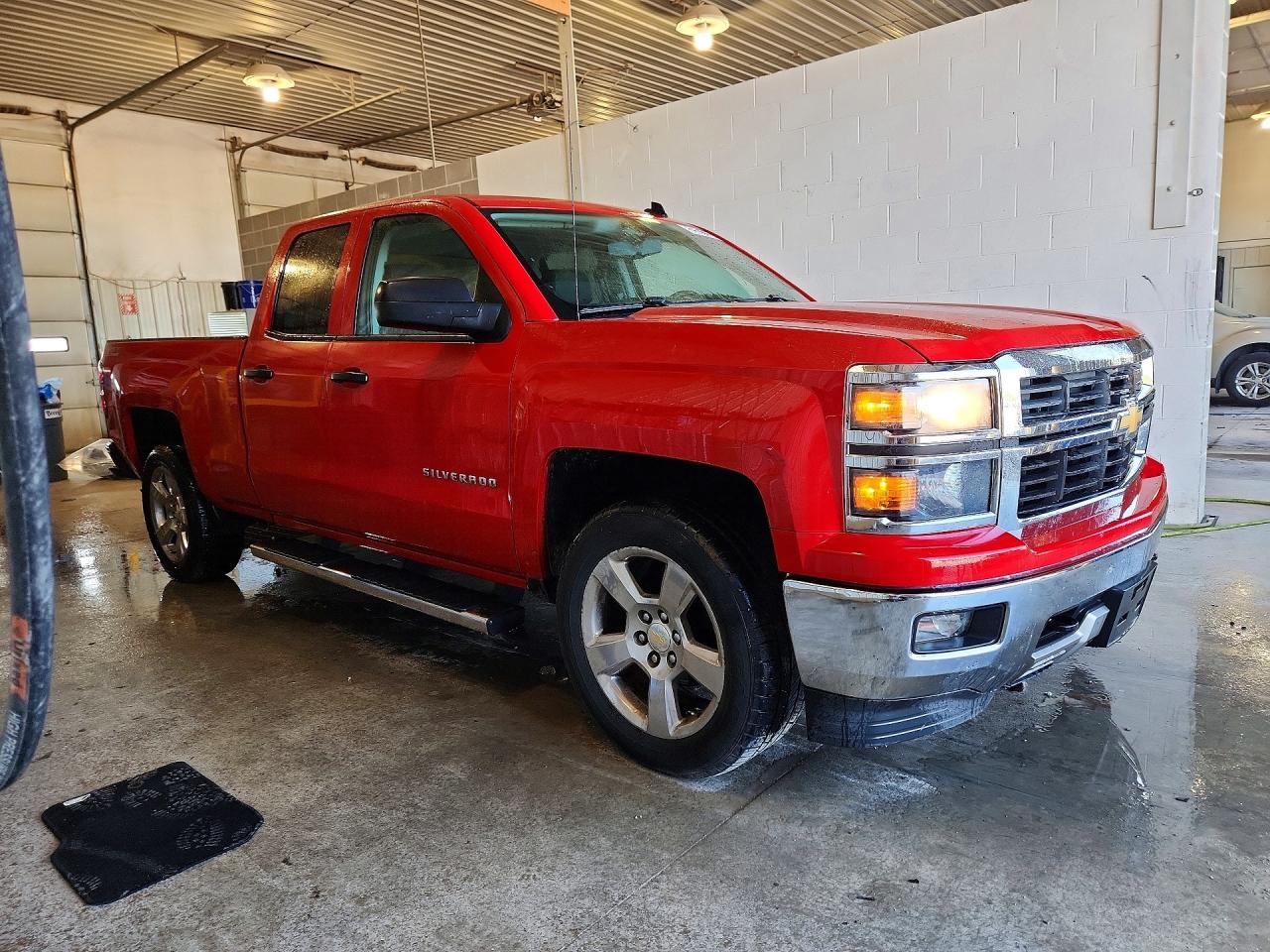 2014 Chevrolet Silverado K1500 Lt Red vin: 1GCVKREC0EZ103011