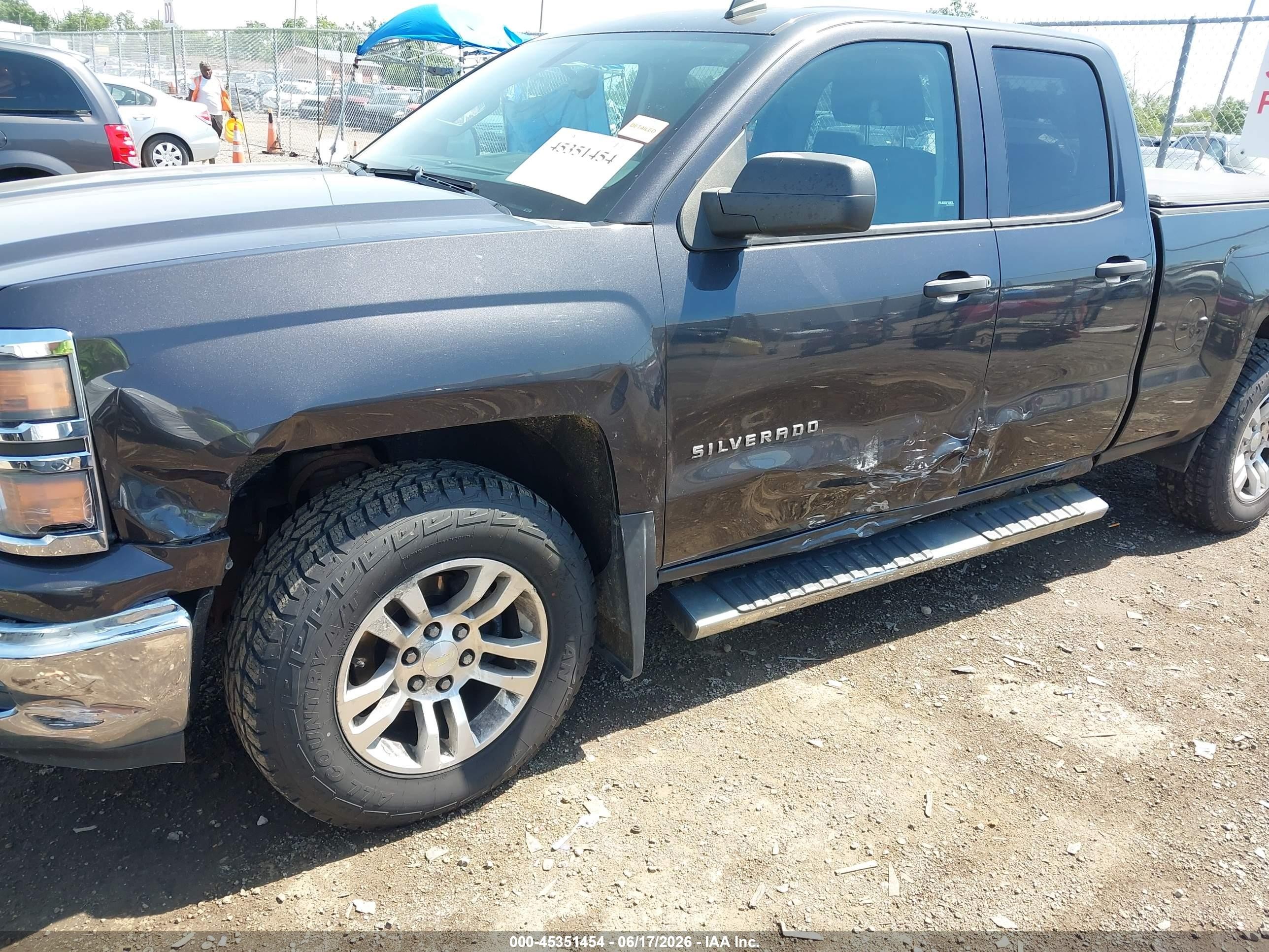 2014 Chevrolet Silverado 1500 Lt Gray vin: 1GCVKREC0EZ329887