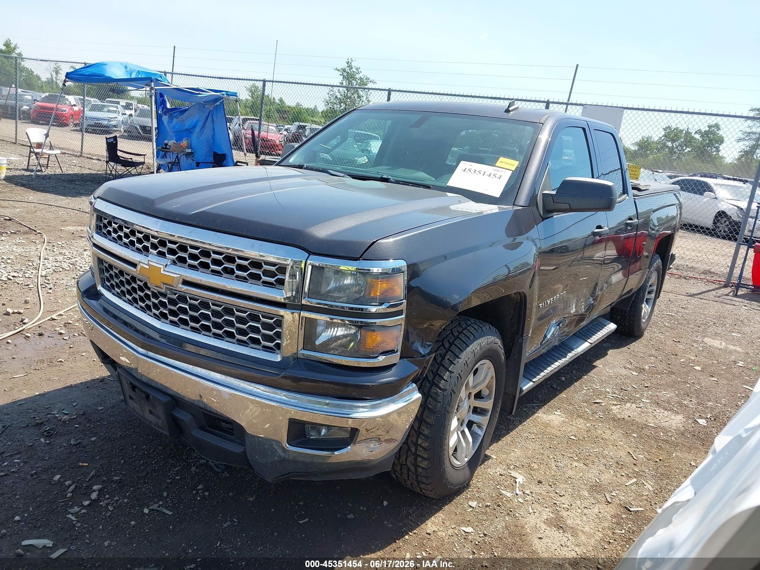 2014 Chevrolet Silverado 1500 Lt Gray vin: 1GCVKREC0EZ329887