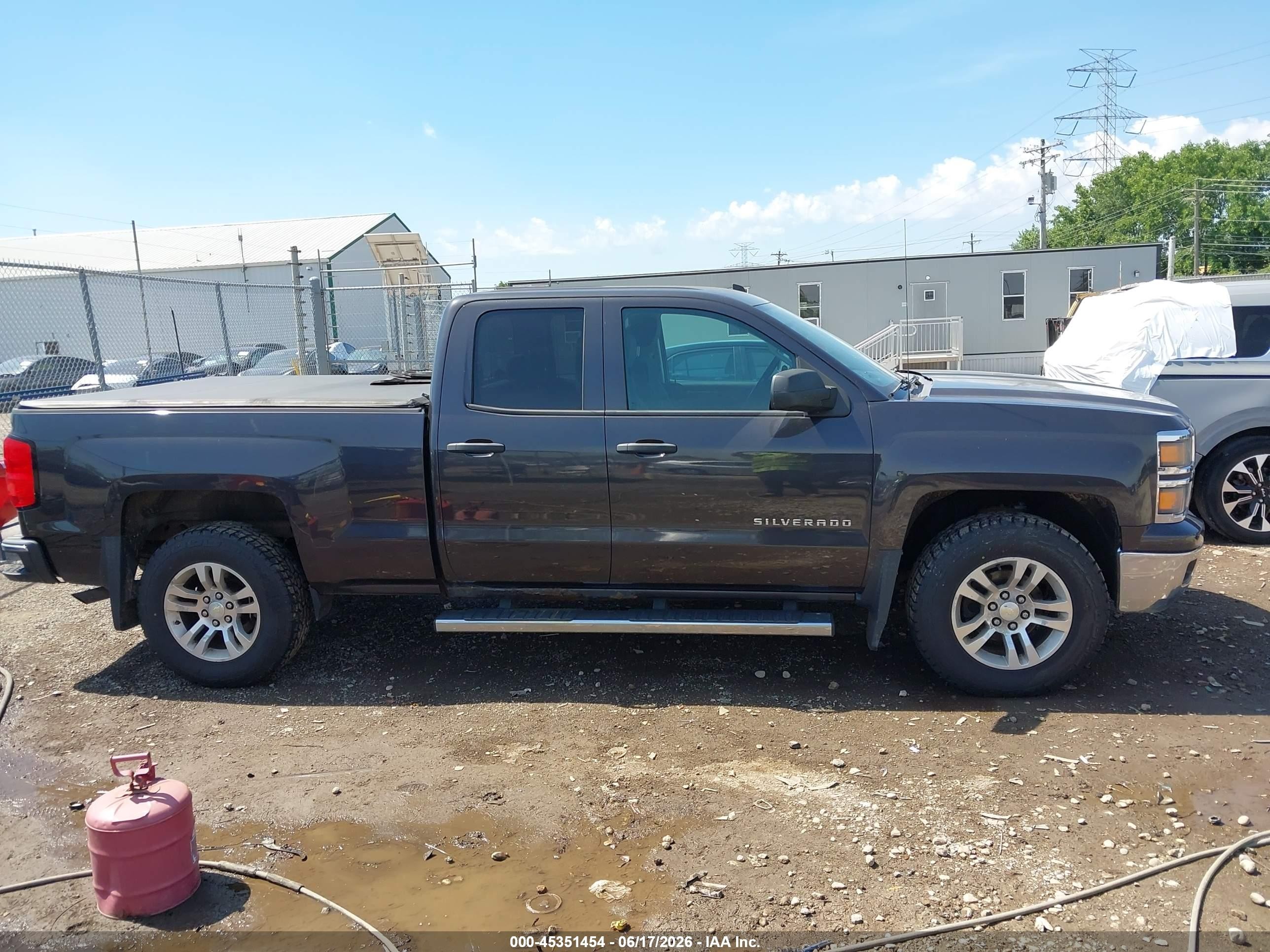 2014 Chevrolet Silverado 1500 Lt Gray vin: 1GCVKREC0EZ329887