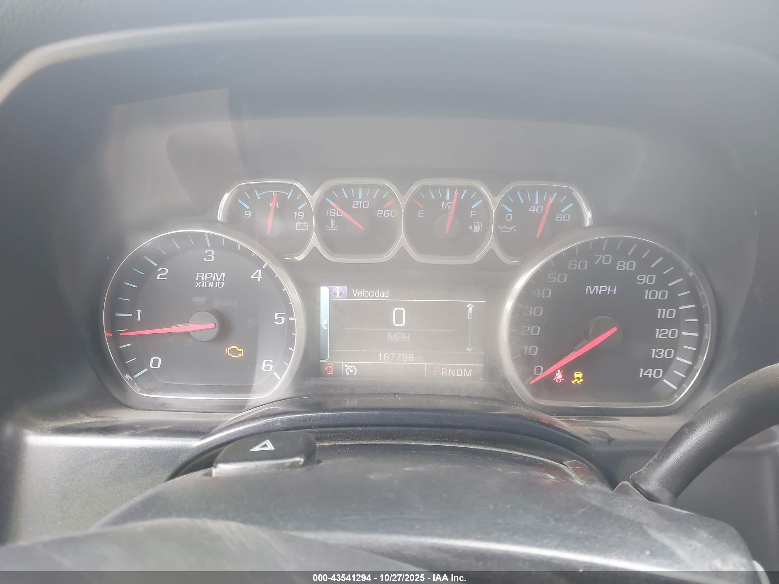 2014 Chevrolet Silverado 1500 1lt White vin: 1GCVKREC0EZ331154