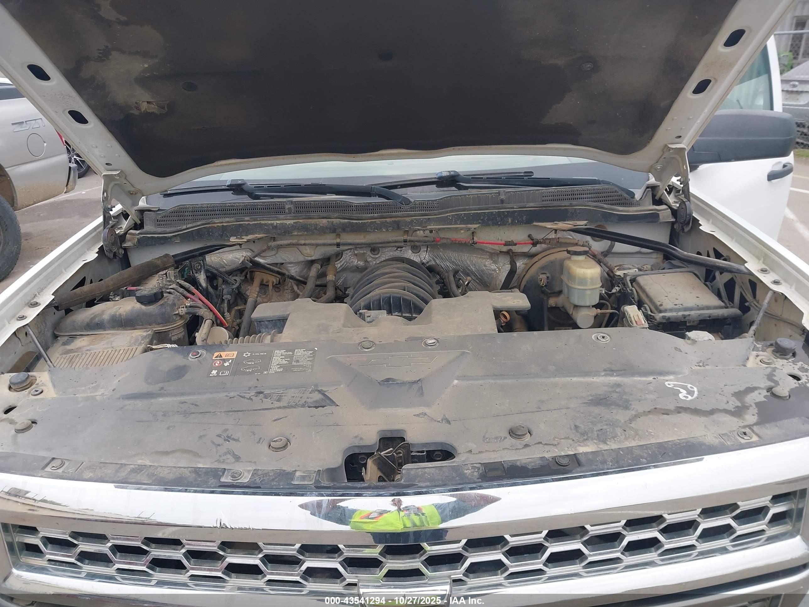 2014 Chevrolet Silverado 1500 1lt White vin: 1GCVKREC0EZ331154