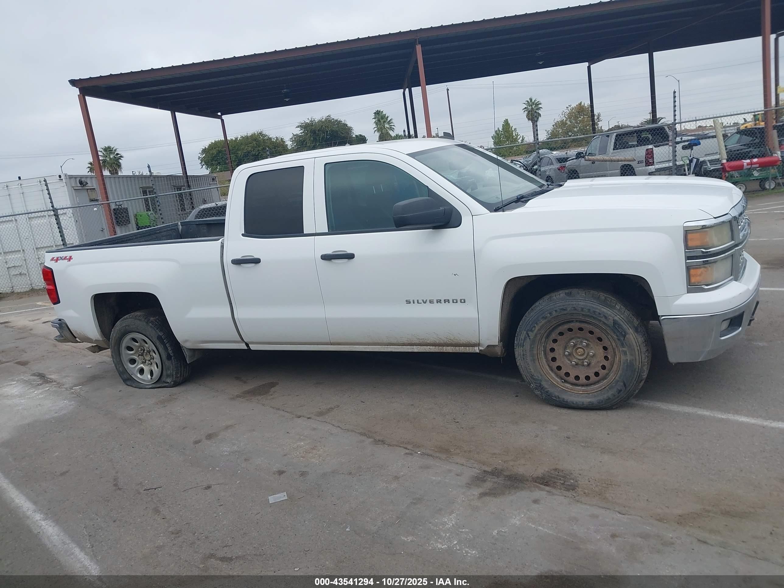 2014 Chevrolet Silverado 1500 1lt White vin: 1GCVKREC0EZ331154