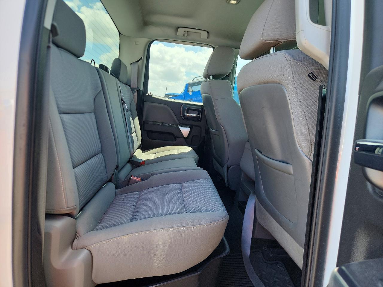 2014 Chevrolet Silverado K1500 Lt White vin: 1GCVKREC0EZ379219