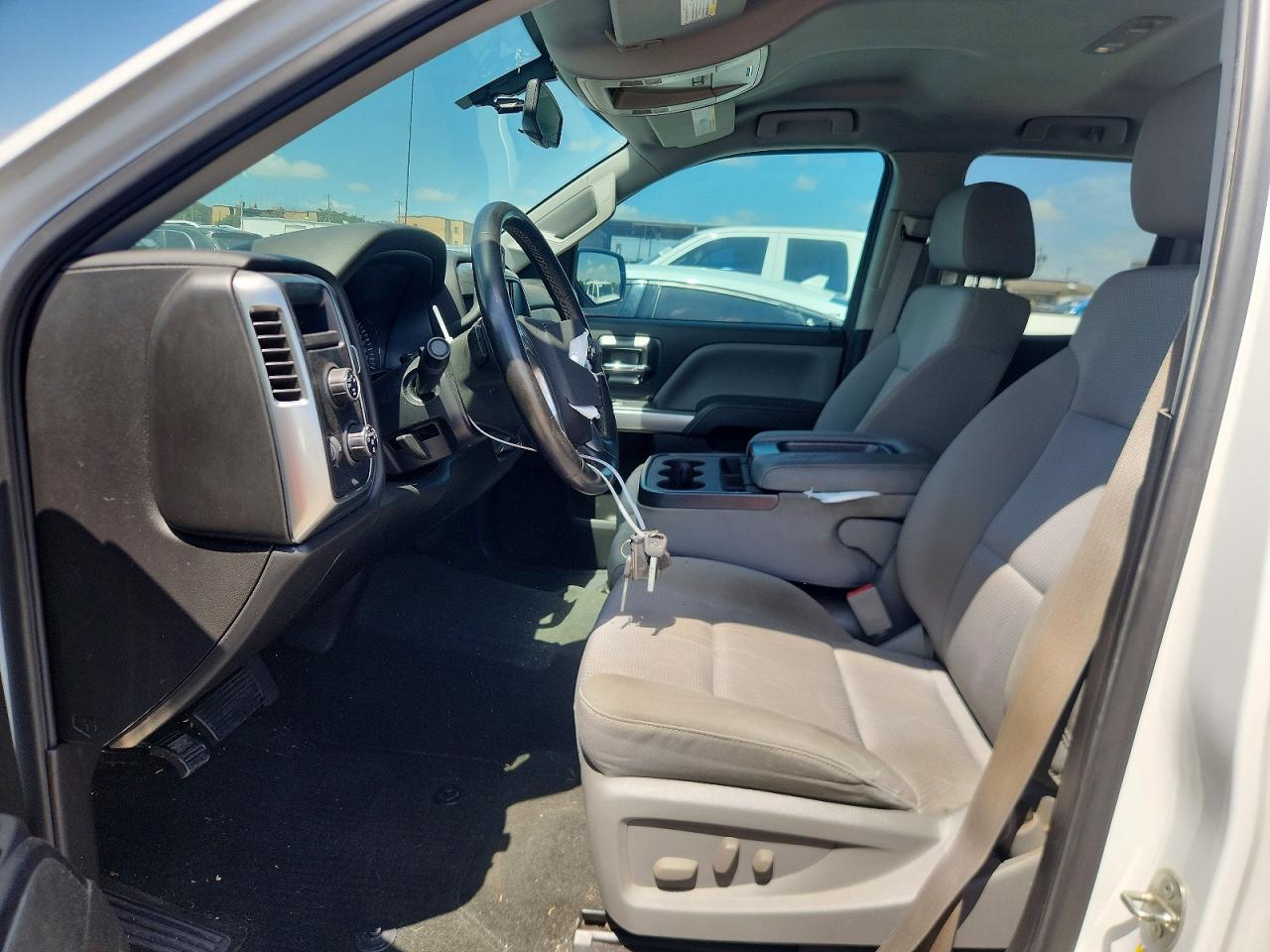 2014 Chevrolet Silverado K1500 Lt White vin: 1GCVKREC0EZ379219