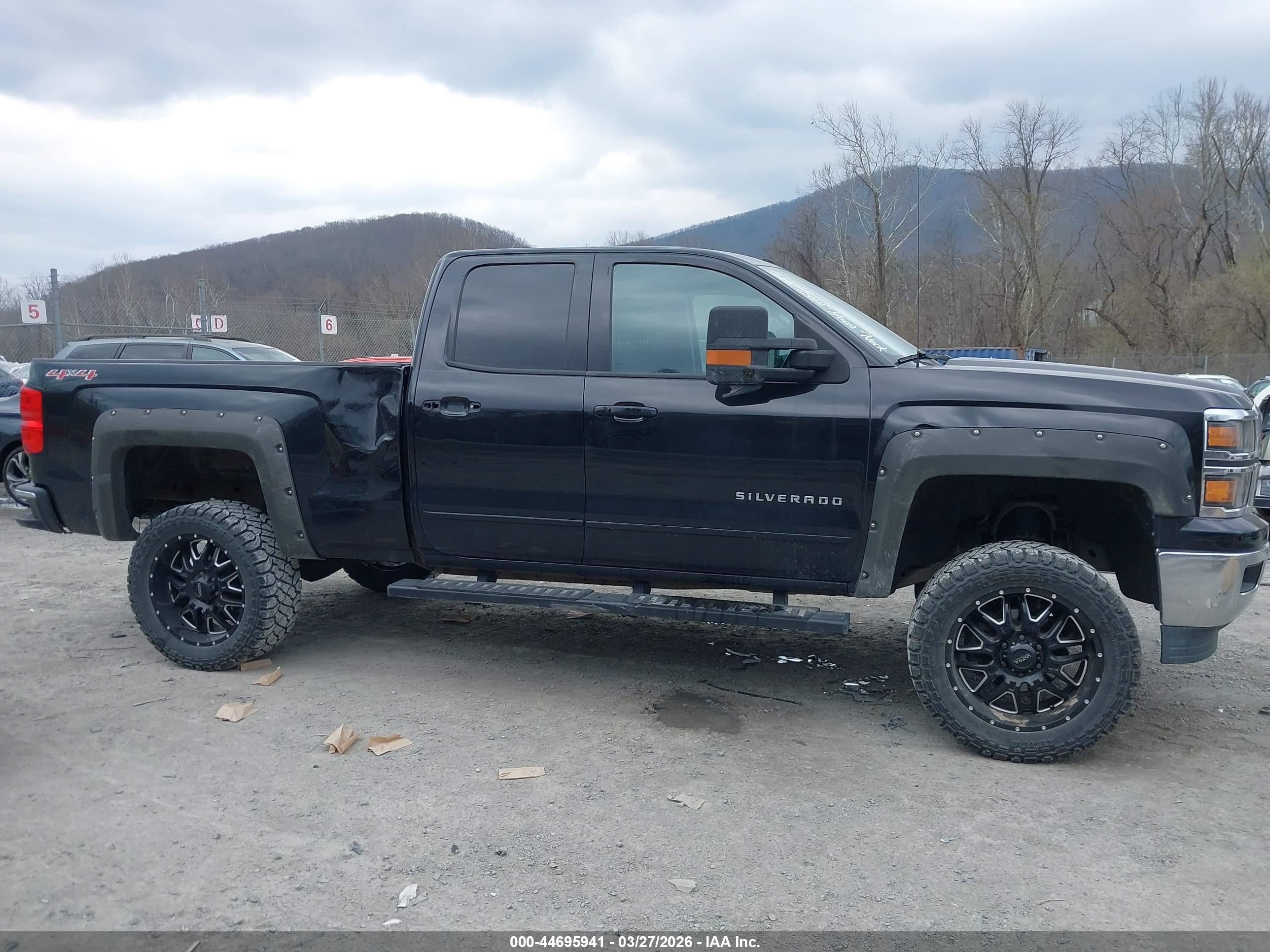 2015 Chevrolet Silverado 1500 1lt Black vin: 1GCVKREC0FZ206186