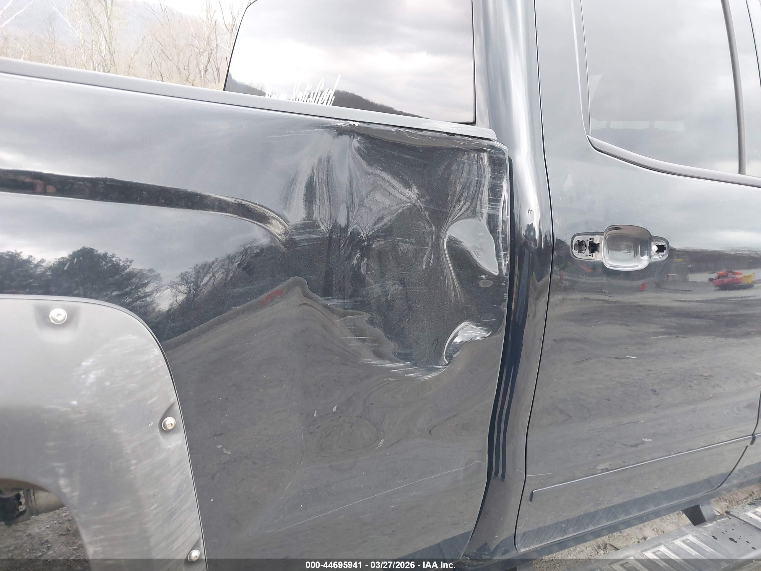 2015 Chevrolet Silverado 1500 1lt Black vin: 1GCVKREC0FZ206186