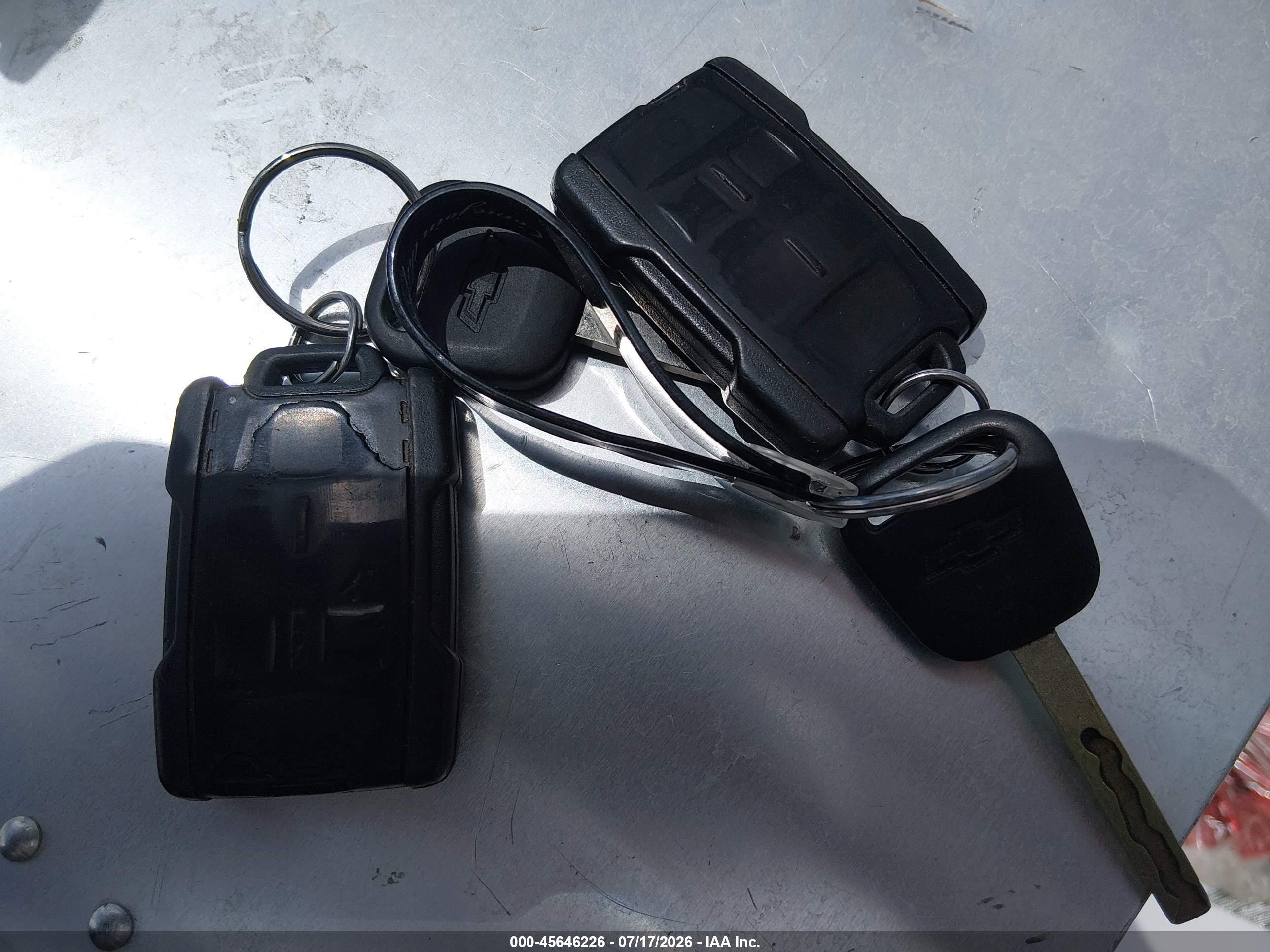 2015 Chevrolet Silverado 1500 Lt Серый vin: 1GCVKREC0FZ238944
