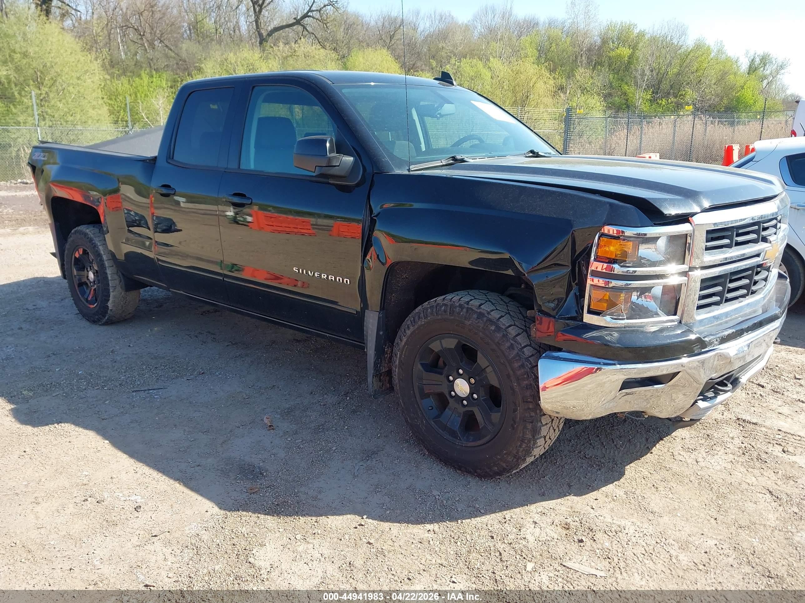 2015 Chevrolet Silverado 1500 2lt Черный vin: 1GCVKREC0FZ282331