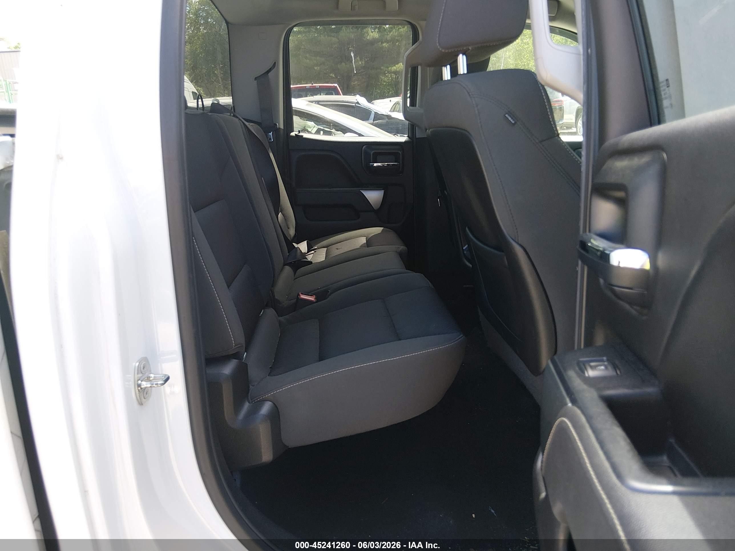 2015 Chevrolet Silverado 1500 1lt White vin: 1GCVKREC0FZ385541