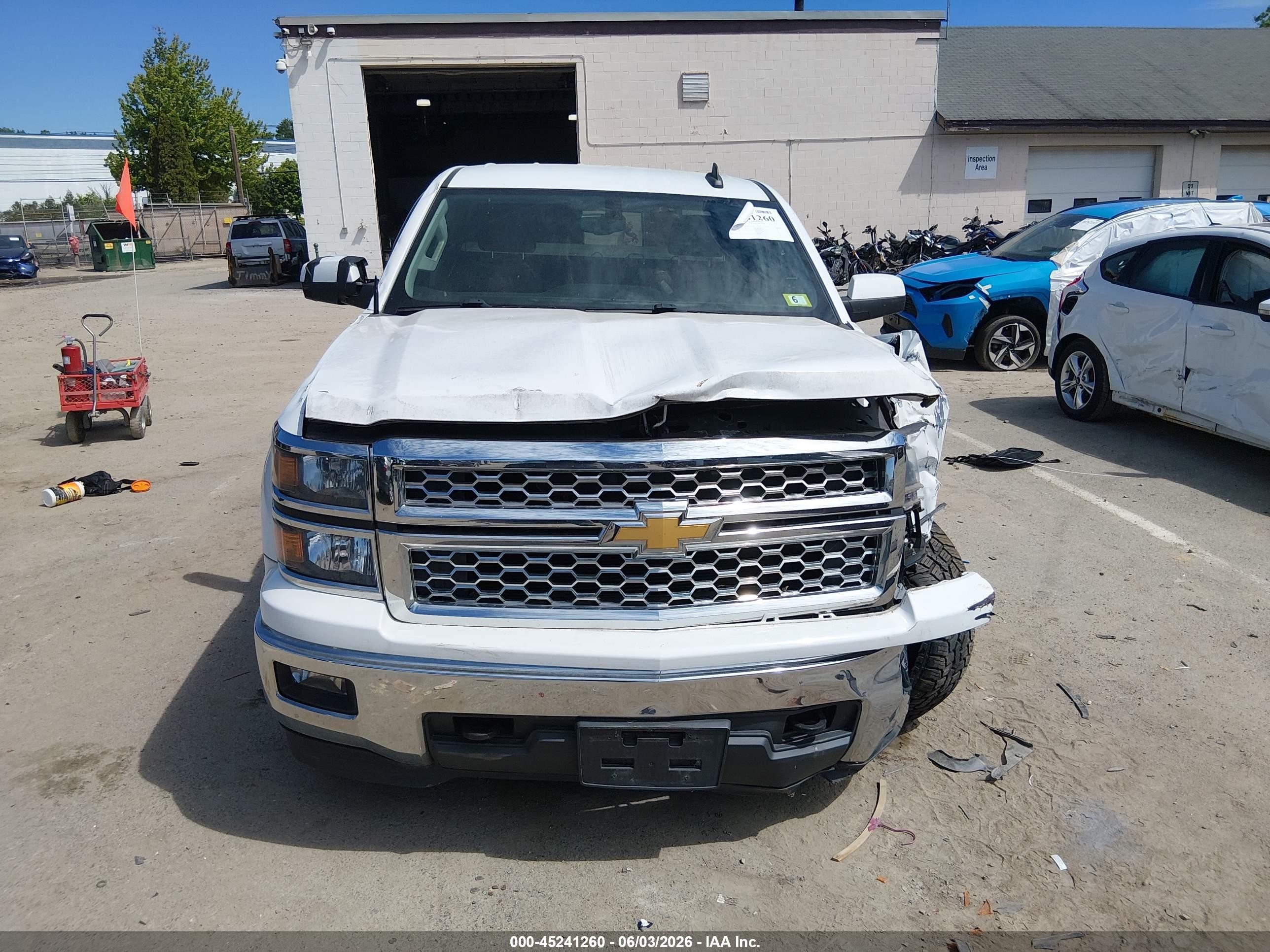2015 Chevrolet Silverado 1500 1lt White vin: 1GCVKREC0FZ385541
