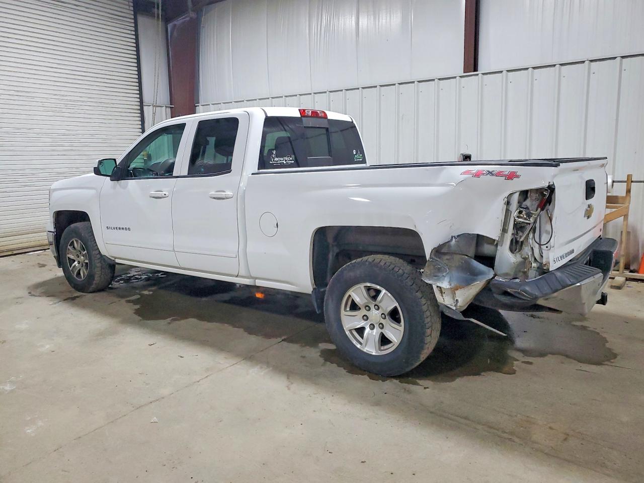 2015 Chevrolet Silverado K1500 Lt White vin: 1GCVKREC0FZ400023