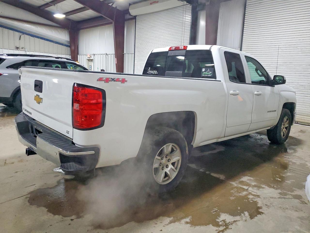 2015 Chevrolet Silverado K1500 Lt White vin: 1GCVKREC0FZ400023