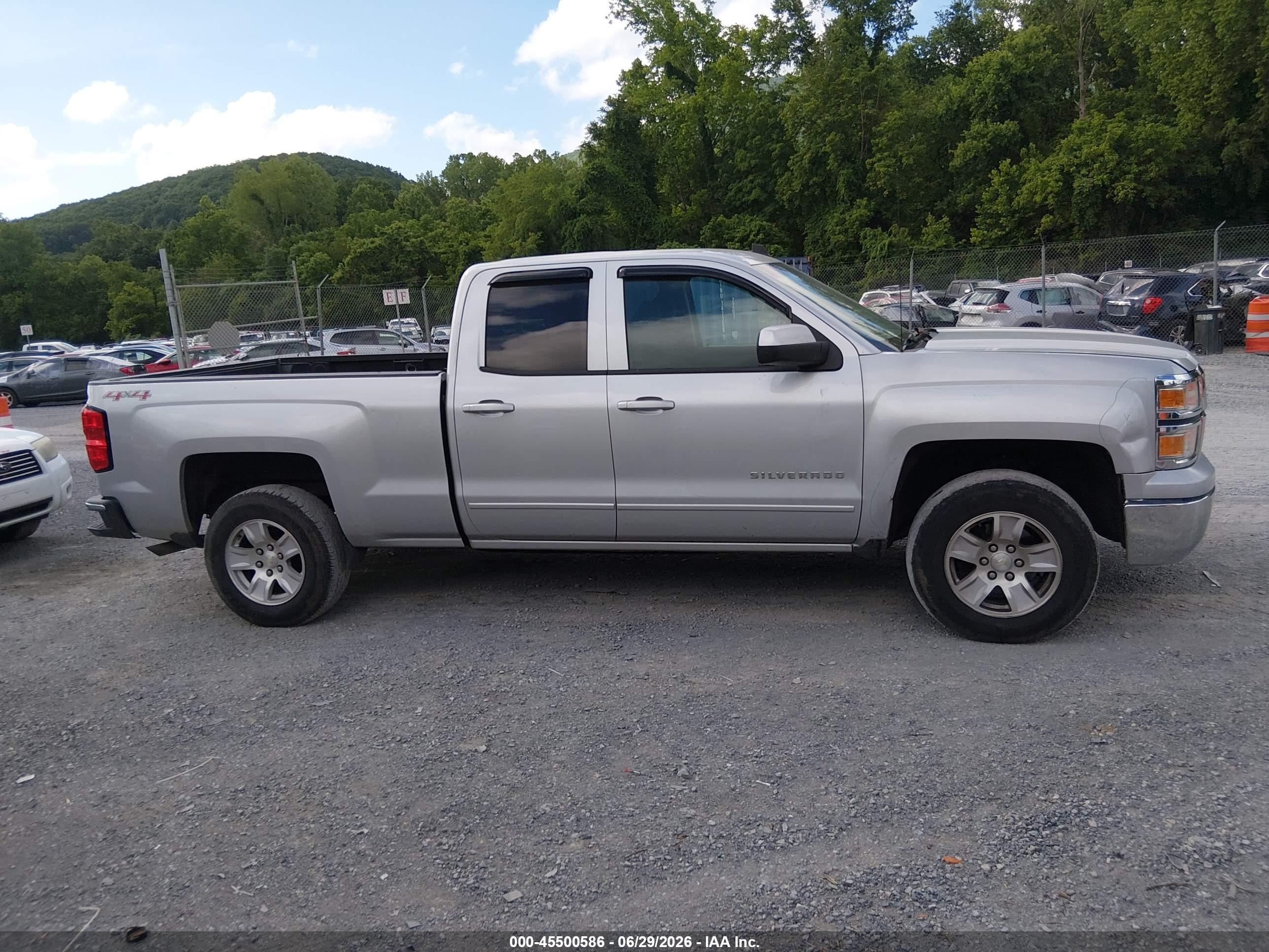 2015 Chevrolet Silverado 1500 1lt Silver vin: 1GCVKREC0FZ426430