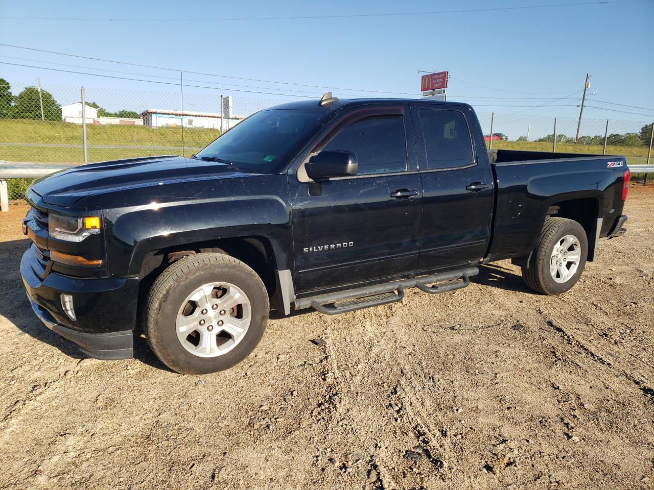 2017 Chevrolet Silverado K1500 Lt Black vin: 1GCVKREC0HZ392928 Damage: Left Front Fender, Heavy Scratch, > 12 Inches