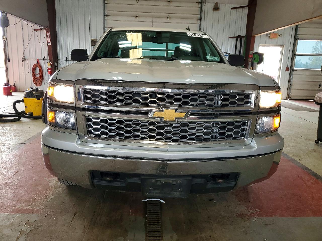 2014 Chevrolet Silverado K1500 Lt Silver vin: 1GCVKREC1EZ144795