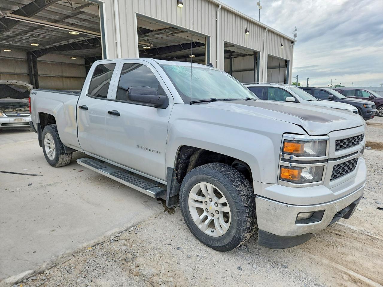 2014 Chevrolet Silverado K1500 Lt Серебряный vin: 1GCVKREC1EZ378998