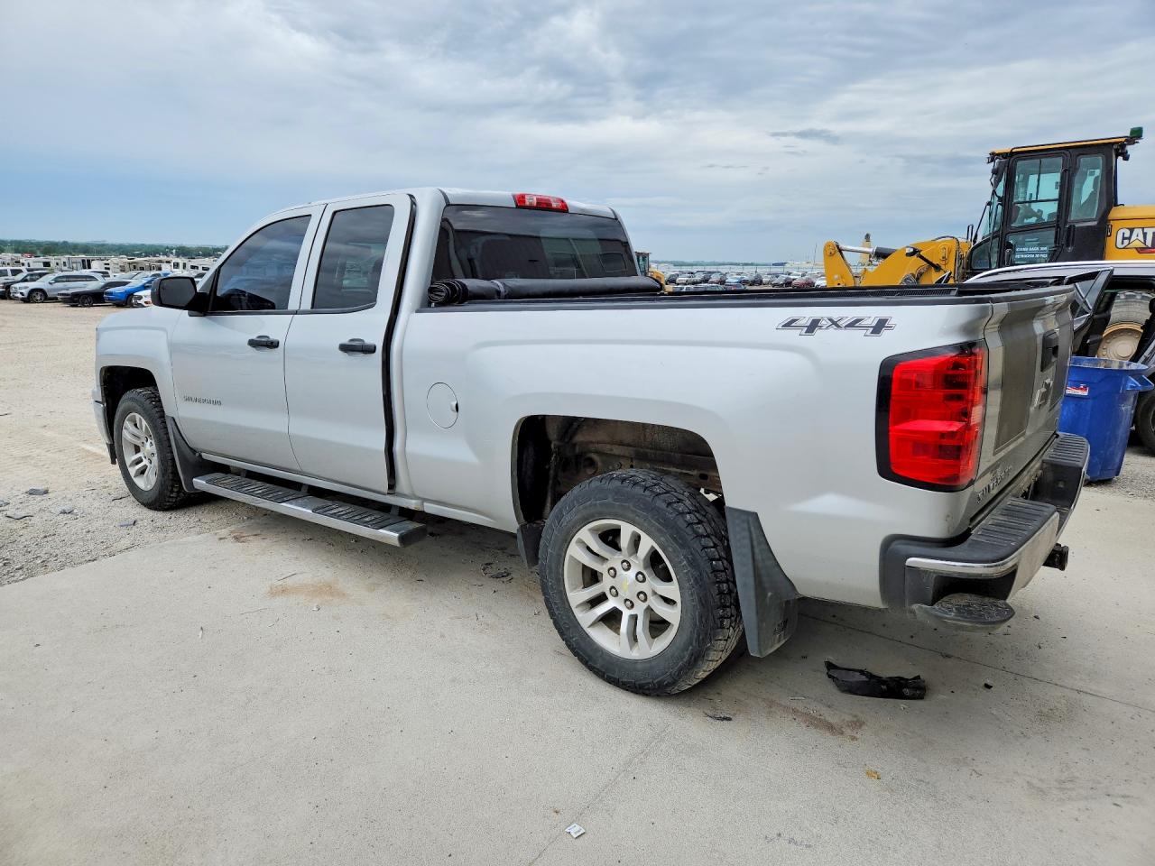2014 Chevrolet Silverado K1500 Lt Серебряный vin: 1GCVKREC1EZ378998