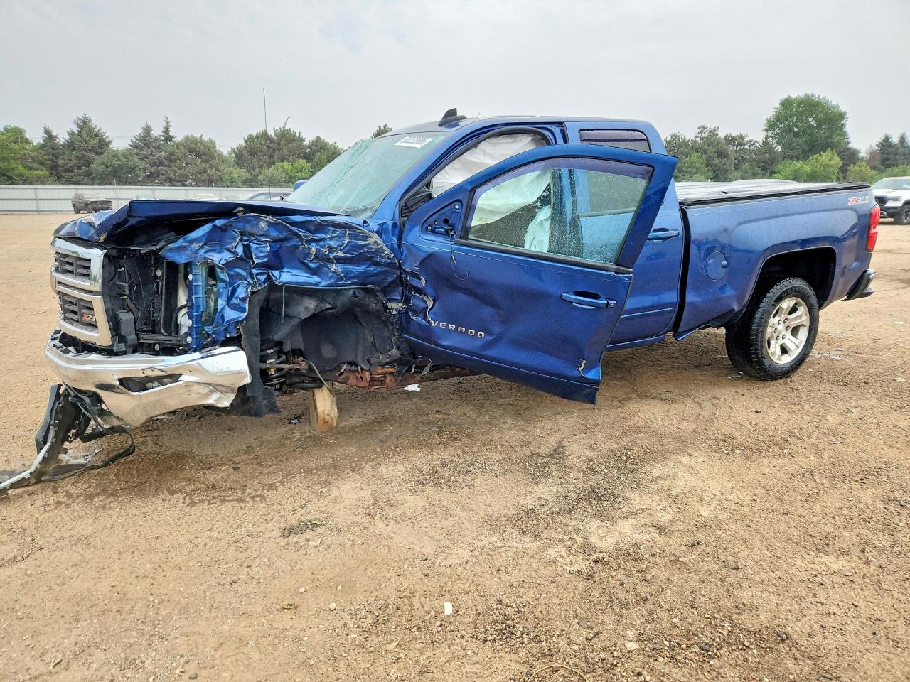 2015 Chevrolet Silverado K1500 Lt Blue vin: 1GCVKREC1FZ213261