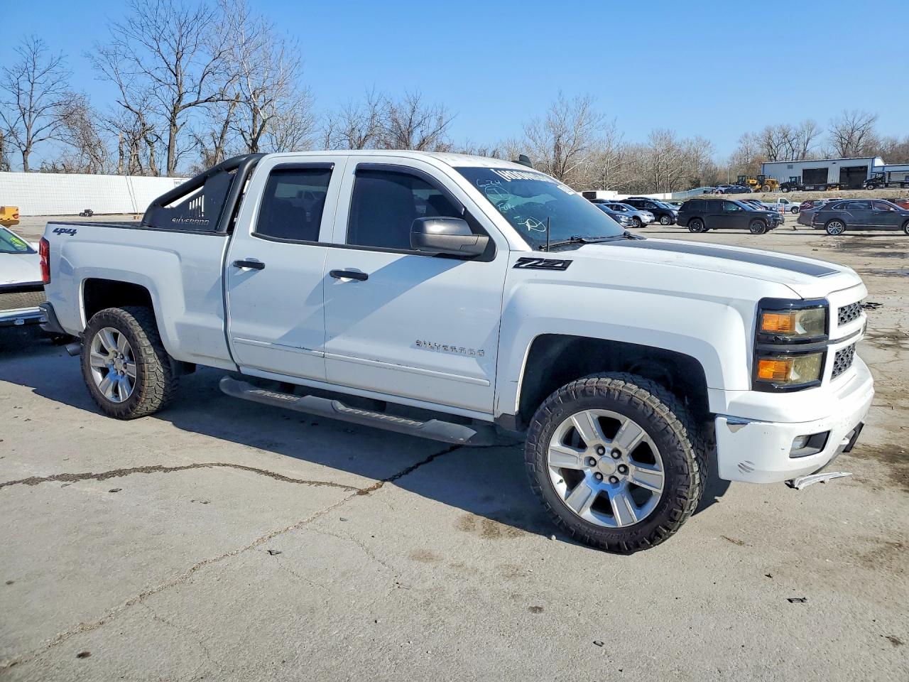 2015 Chevrolet Silverado K1500 Lt Белый vin: 1GCVKREC1FZ223661