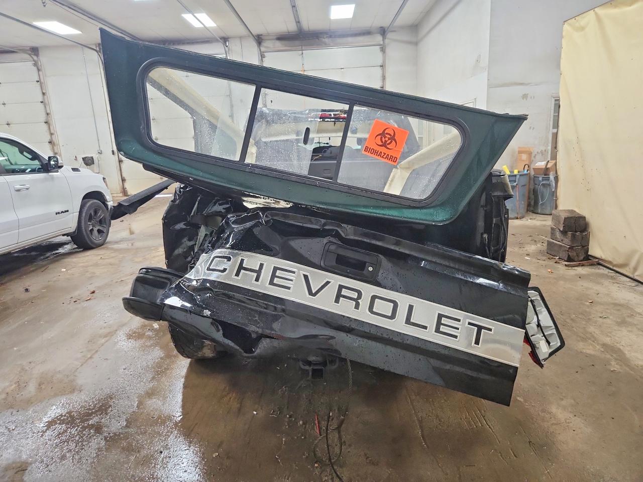 2015 Chevrolet Silverado K1500 Lt Black vin: 1GCVKREC1FZ321167