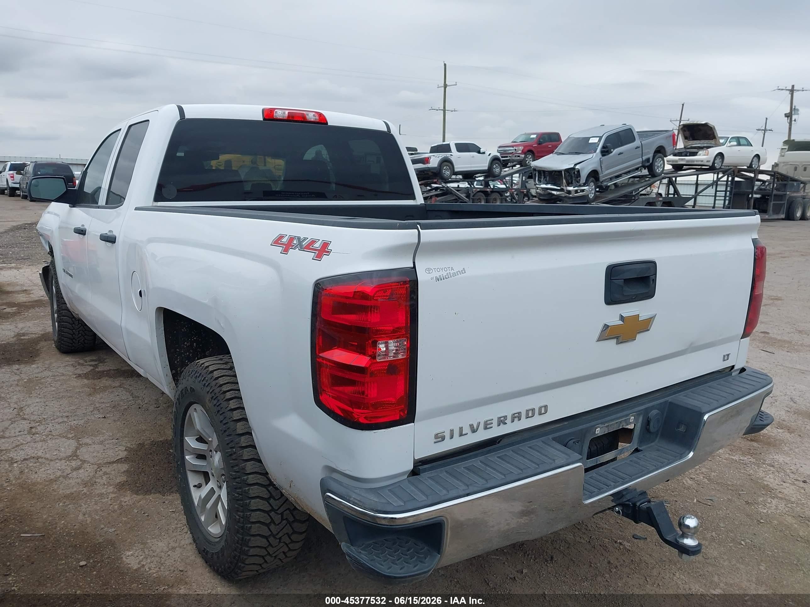 2014 Chevrolet Silverado 1500 Lt White vin: 1GCVKREC2EZ191026