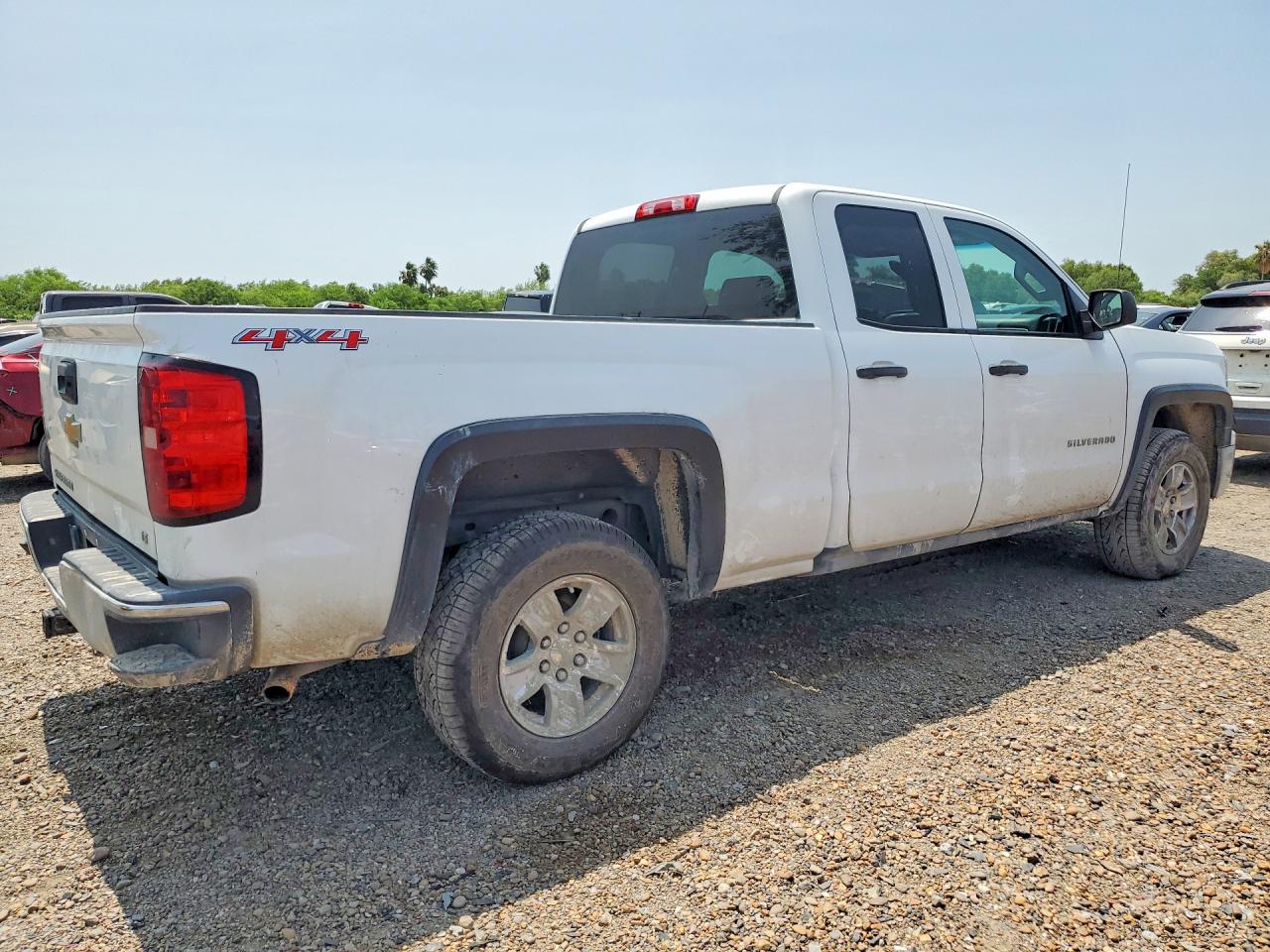 2014 Chevrolet Silverado K1500 Lt White vin: 1GCVKREC2EZ347615