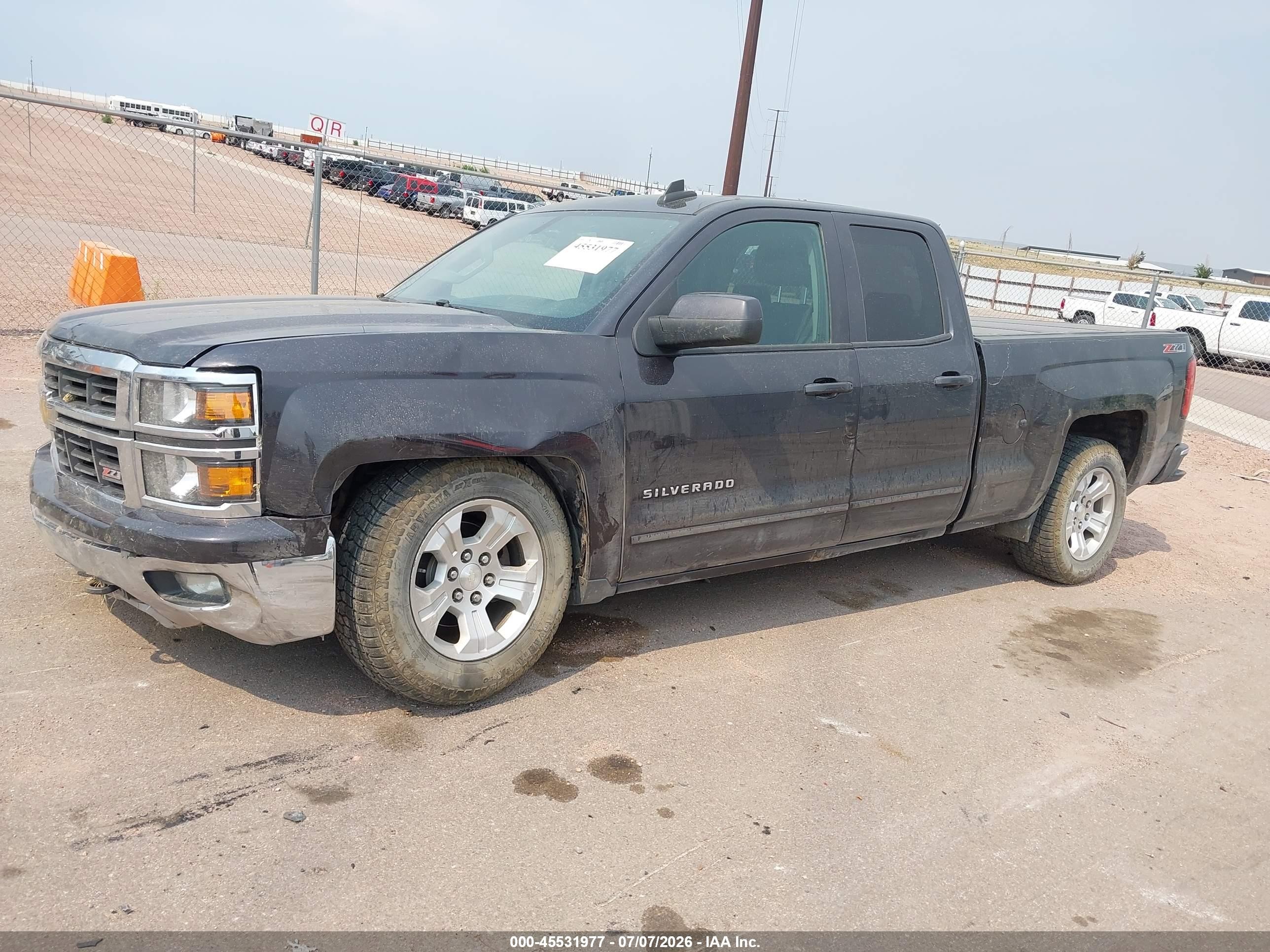 2015 Chevrolet Silverado 1500 Lt Серый vin: 1GCVKREC2FZ148078