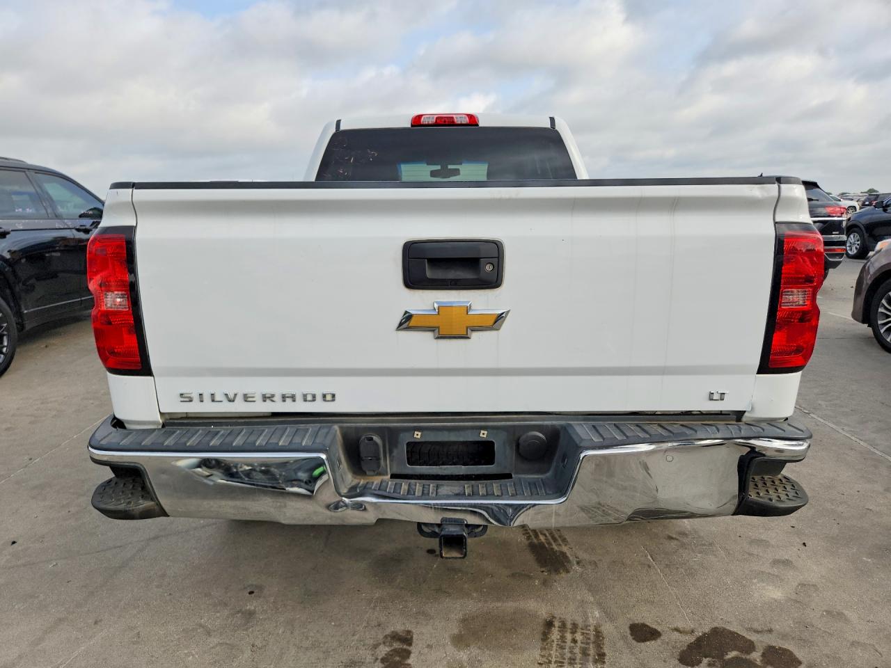 2015 Chevrolet Silverado K1500 Lt Белый vin: 1GCVKREC2FZ176897