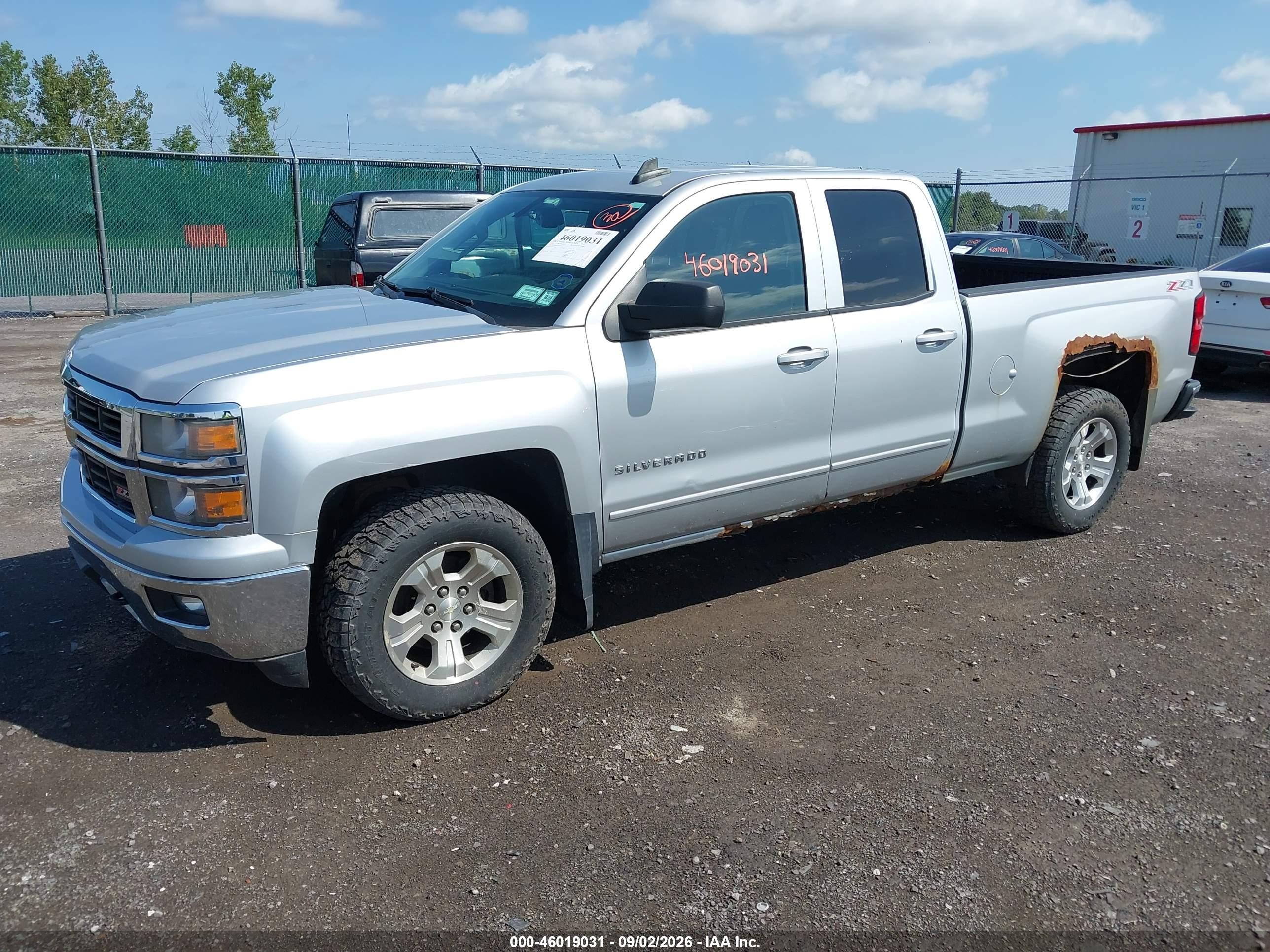 2015 Chevrolet Silverado 1500 Lt Silver vin: 1GCVKREC2FZ214712