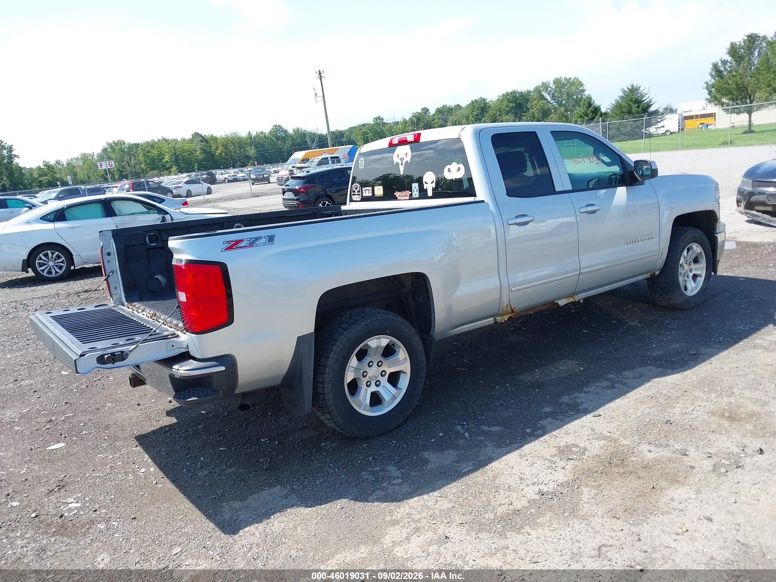 2015 Chevrolet Silverado 1500 Lt Silver vin: 1GCVKREC2FZ214712