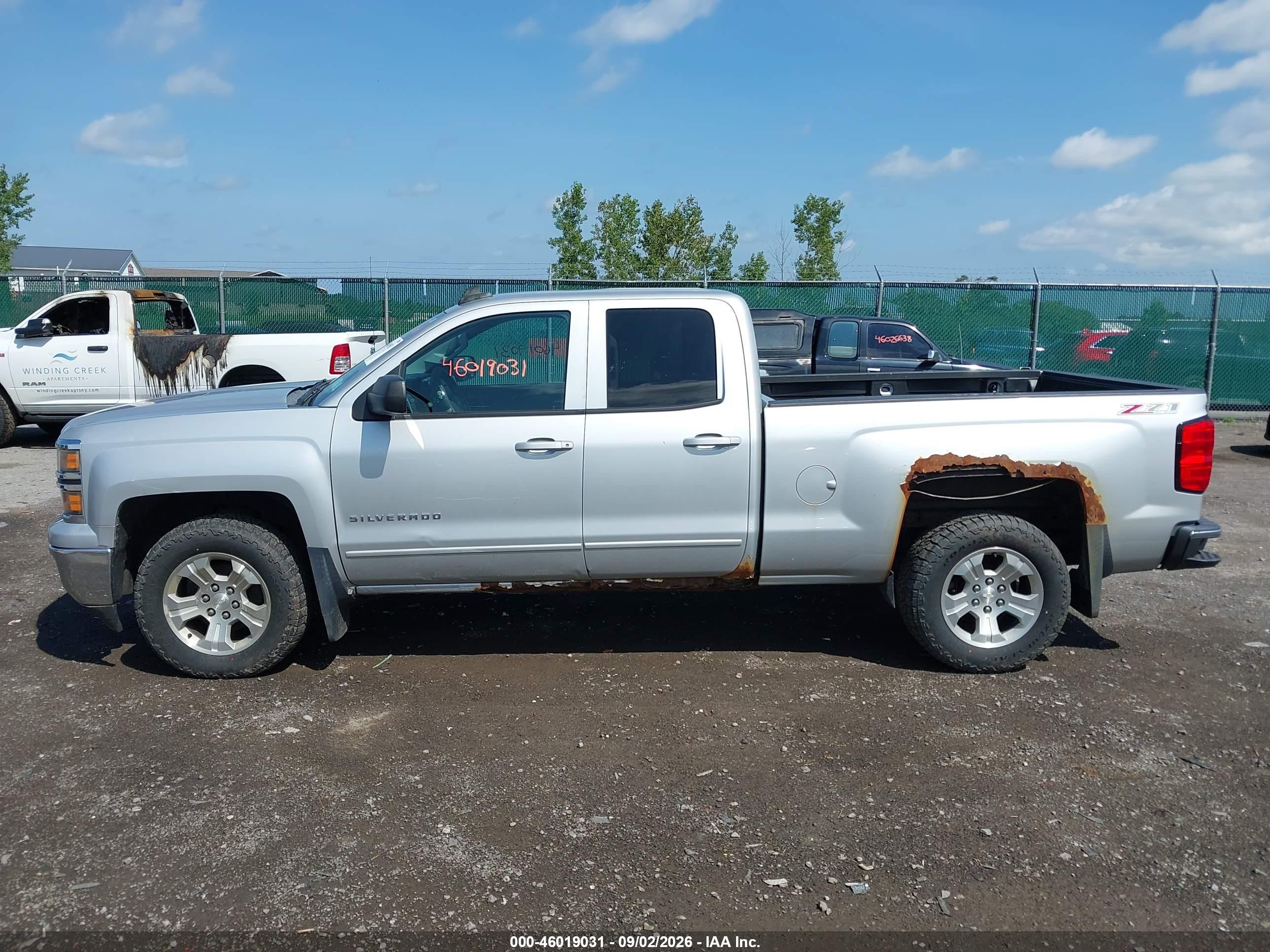 2015 Chevrolet Silverado 1500 Lt Silver vin: 1GCVKREC2FZ214712