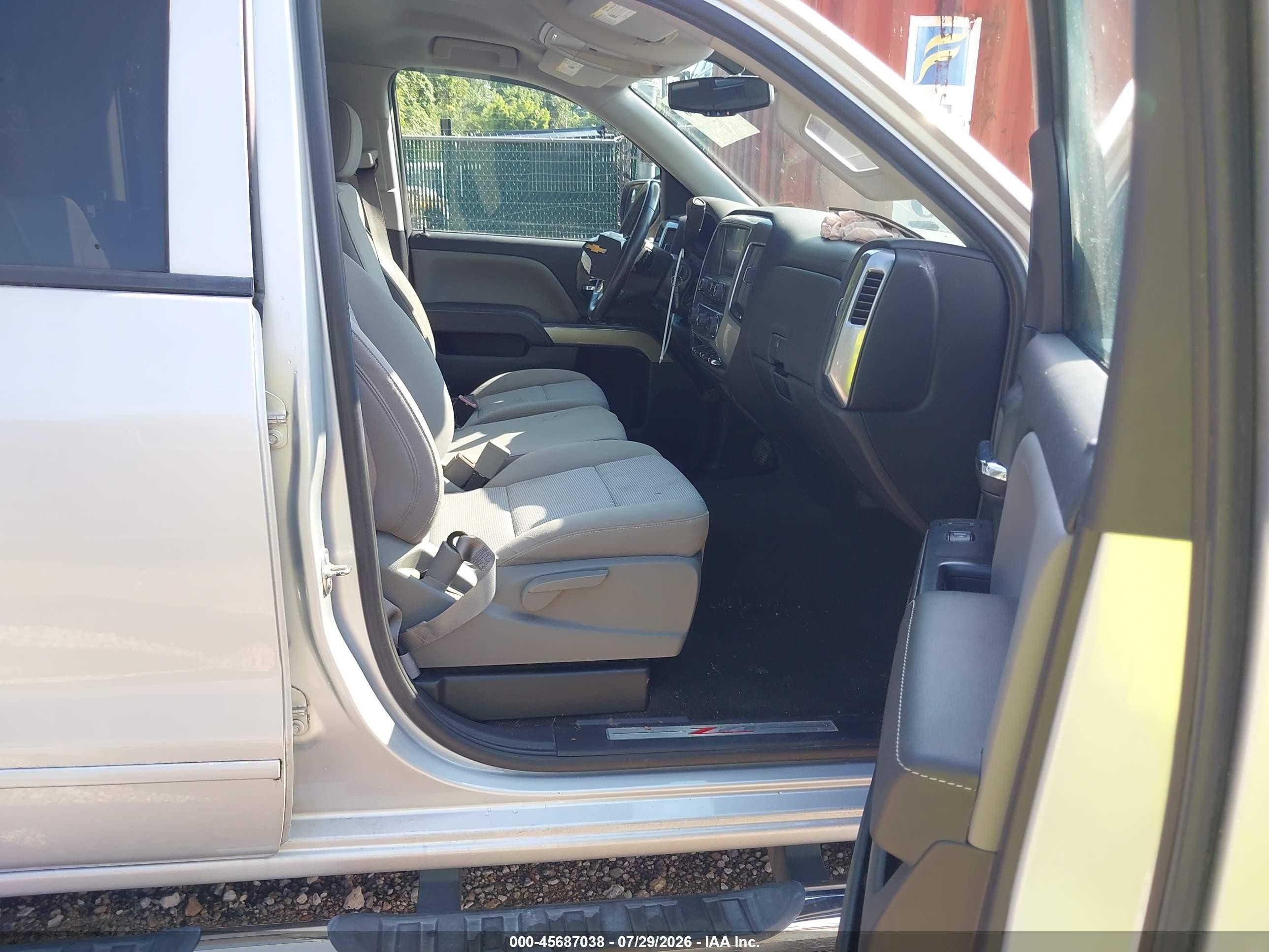 2015 Chevrolet Silverado 1500 Lt Silver vin: 1GCVKREC2FZ221207