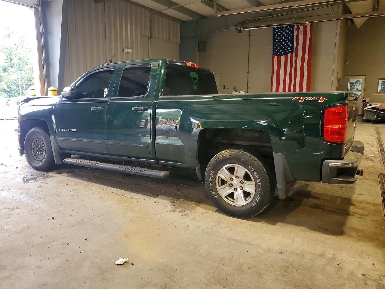 2015 Chevrolet Silverado K1500 Lt Green vin: 1GCVKREC2FZ222874